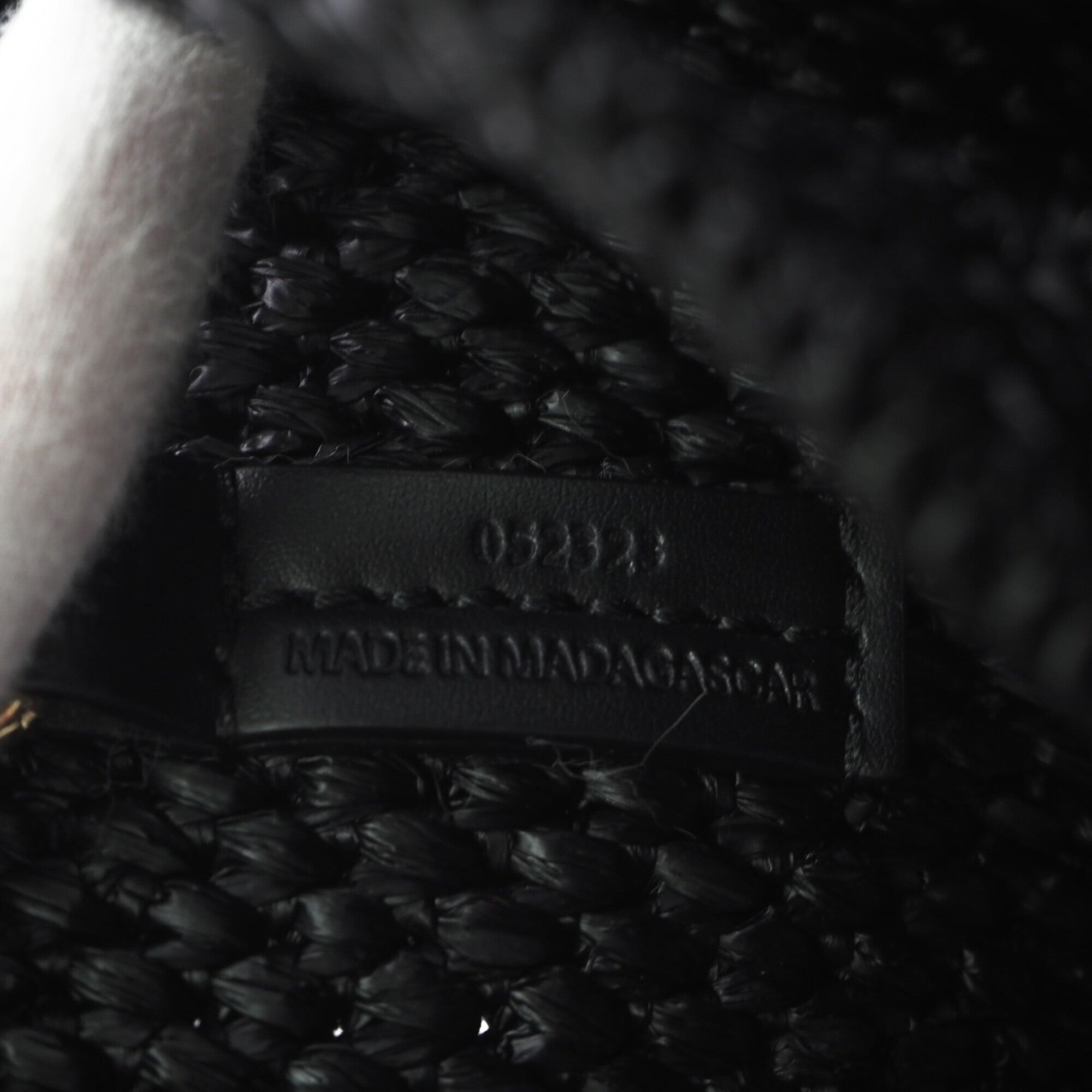 Loewe Black White Raffia Leather Handbag (Pre-Owned)