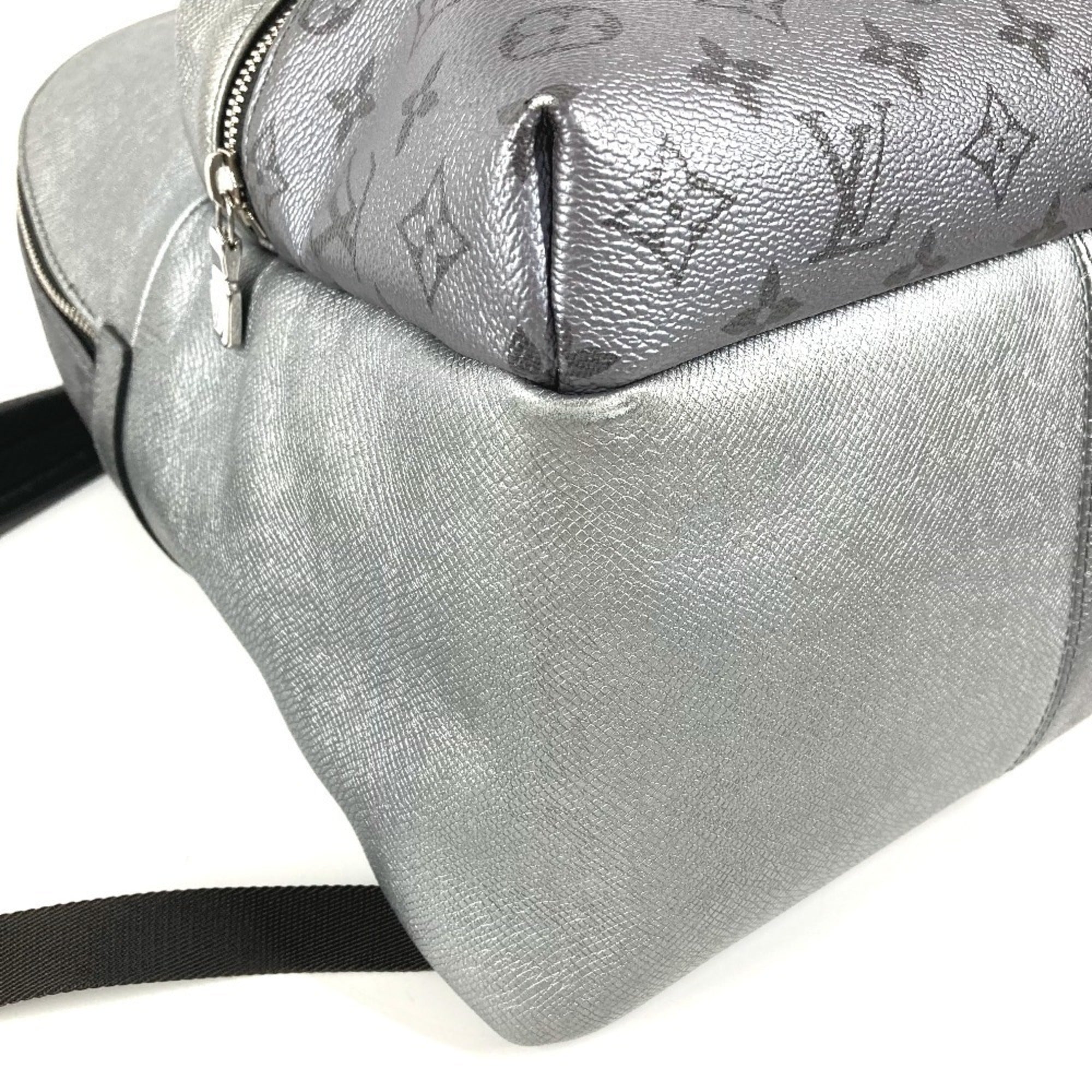 Louis Vuitton Taigarama Silver Taiga Leather Monogram Backpack (Pre-Owned)