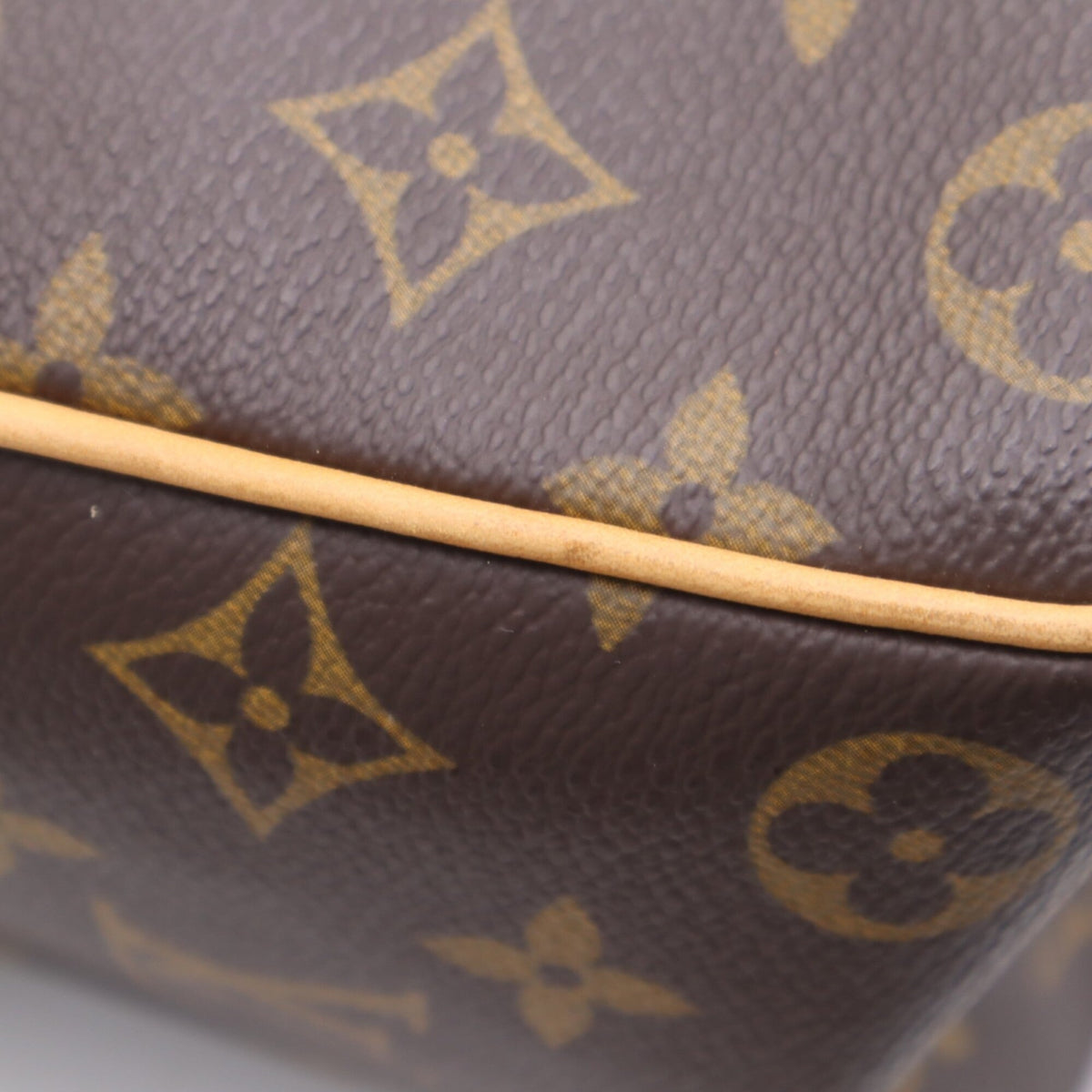 Louis Vuitton Beige Brown Coated Canvas Leather Handbag (Pre-Owned)