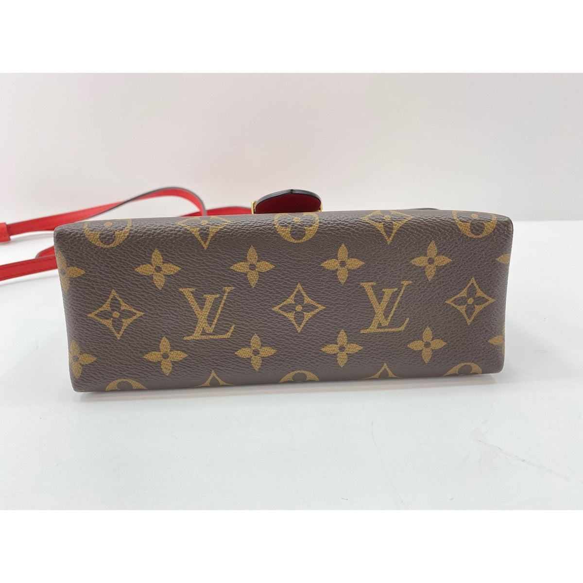 Louis Vuitton Brown Handbag (Pre-Owned)