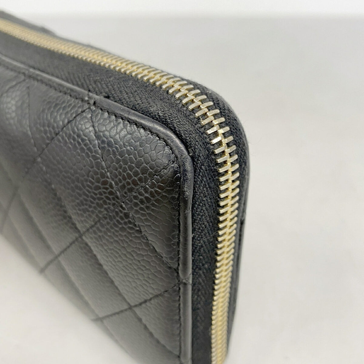 Chanel Black Grained Calfskin Long Wallet (Bi-Fold) (Pre-Owned)