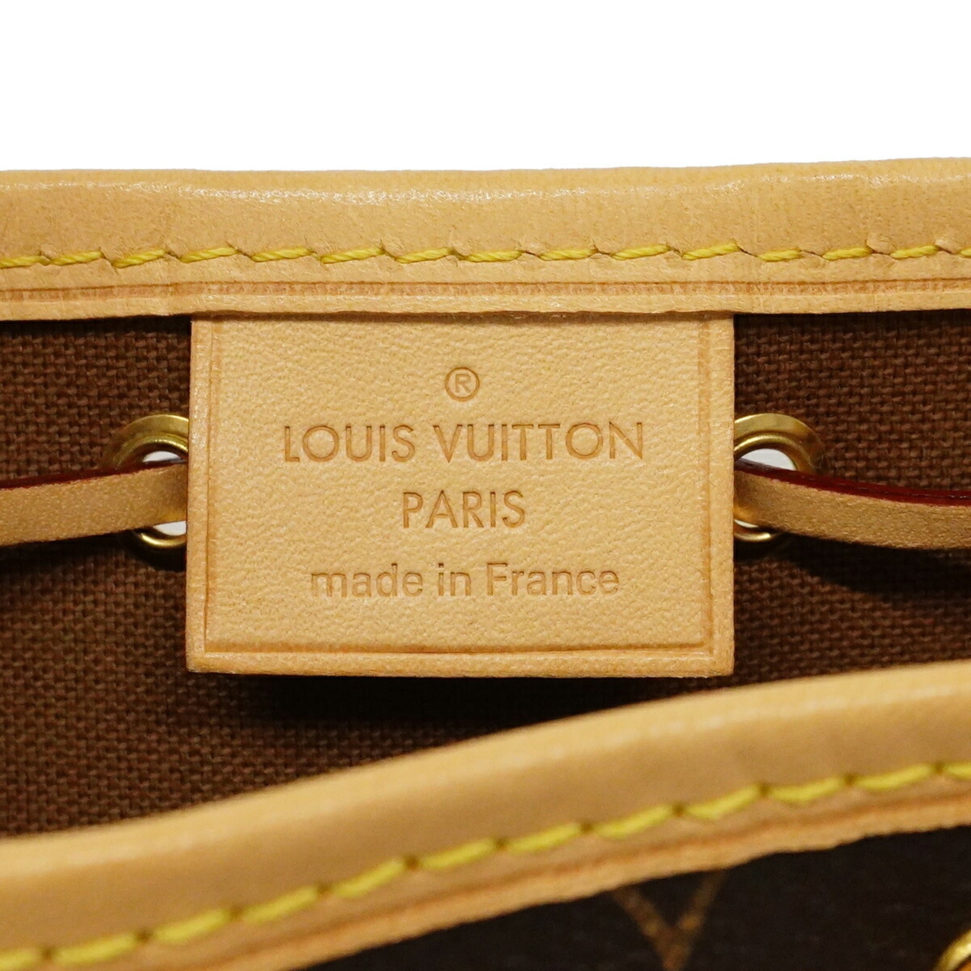 Louis Vuitton Brown Shoulder Bag (Pre-Owned)