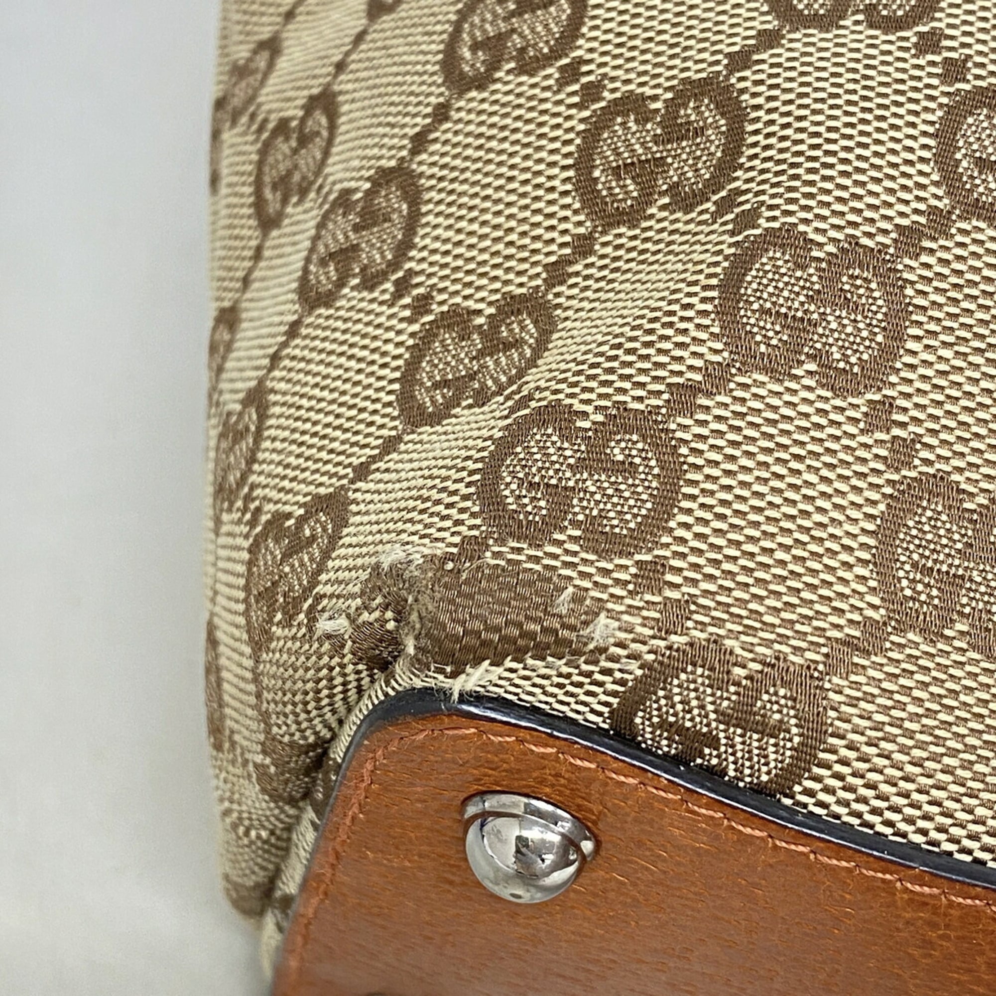 Gucci Beige Canvas Tote Bag (Pre-Owned)