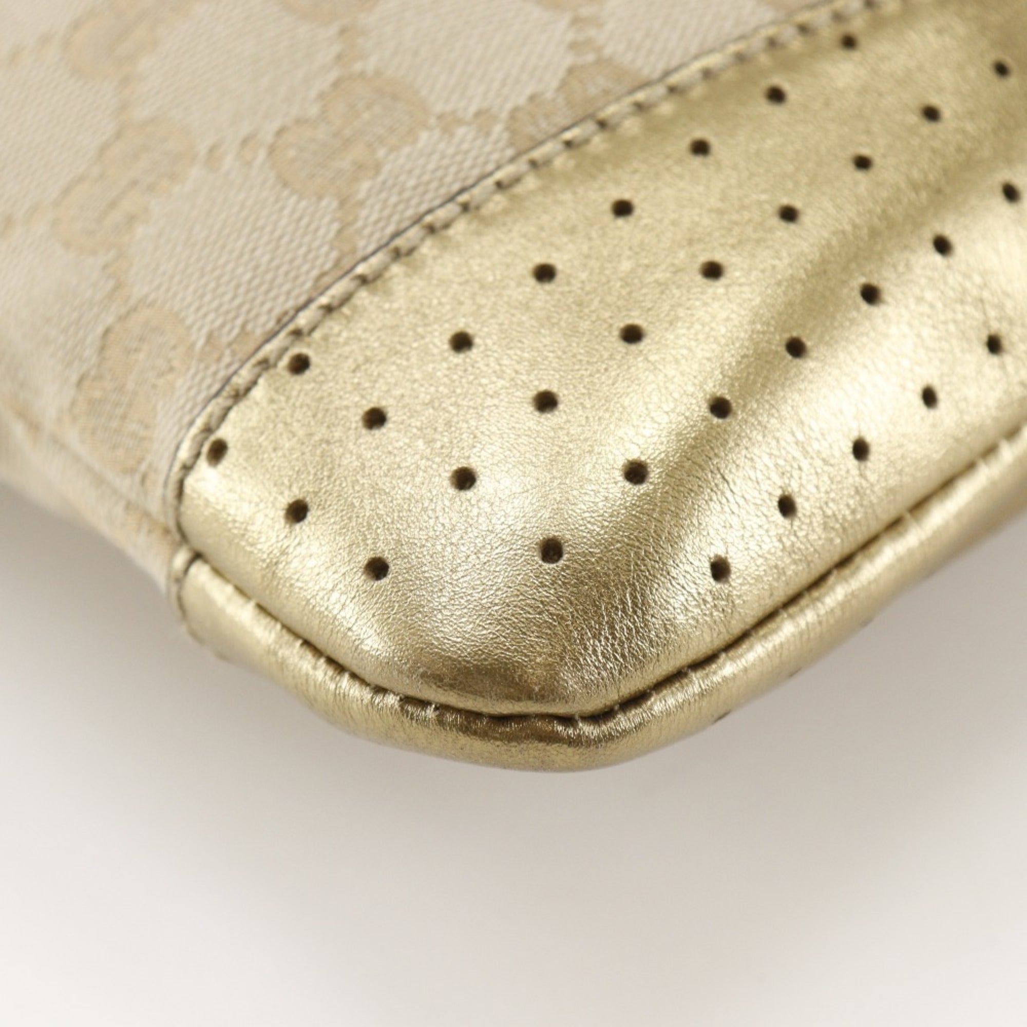 Gucci Gg Canvas Beige Gg Canvas Shoulder Bag (Pre-Owned)