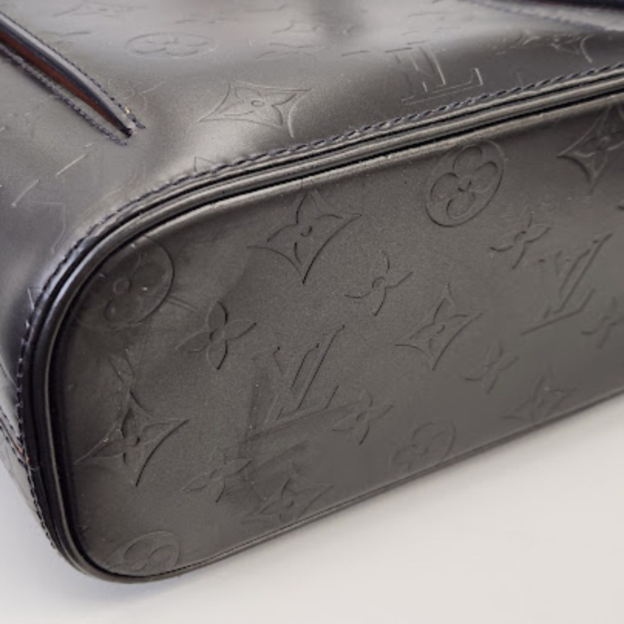 Louis Vuitton Monogram Mat Metallic Gray Monogram Mat Tote Bag (Pre-Owned)