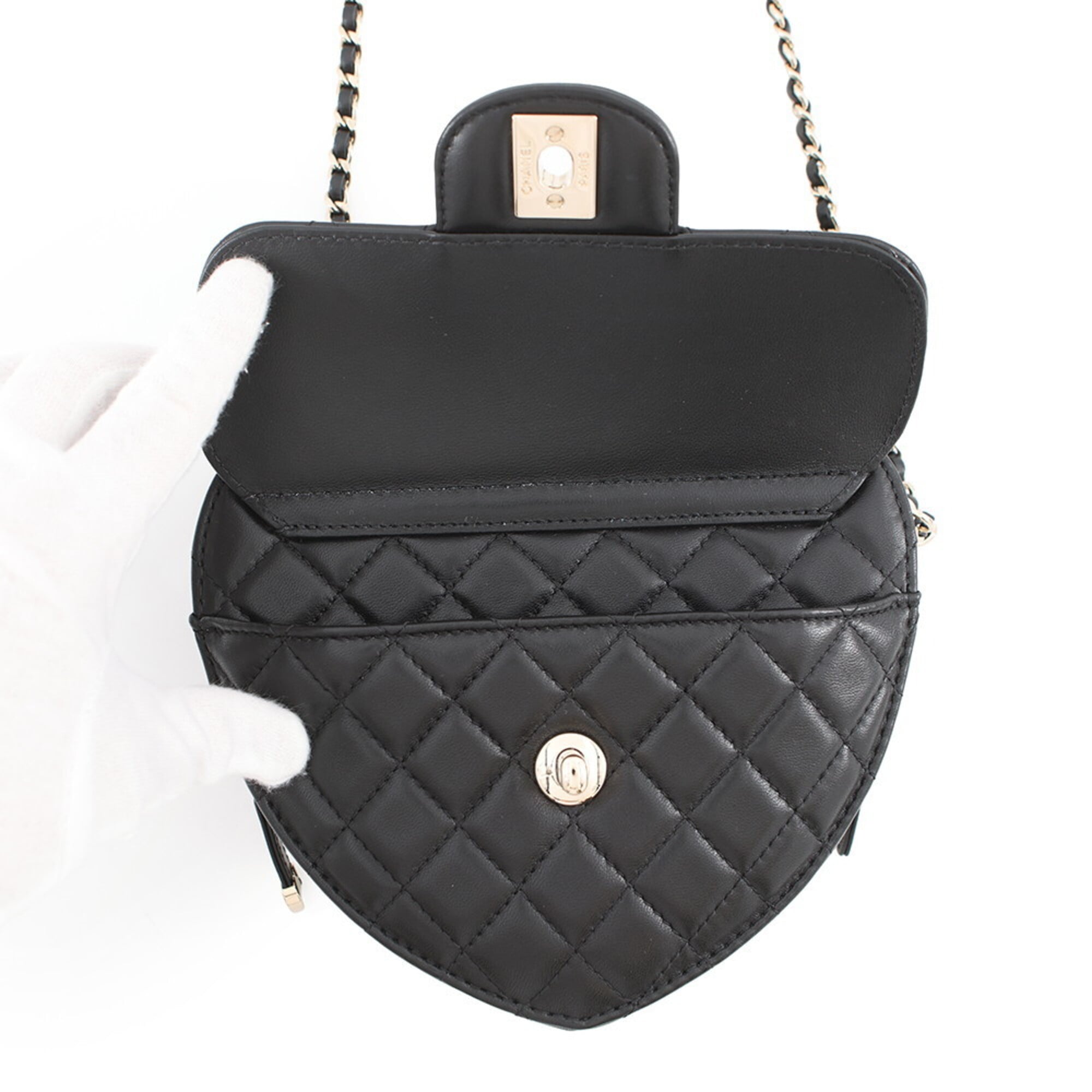 Chanel Matelasse Black Leather Handbag Shoulder Bag (Pre-Owned)