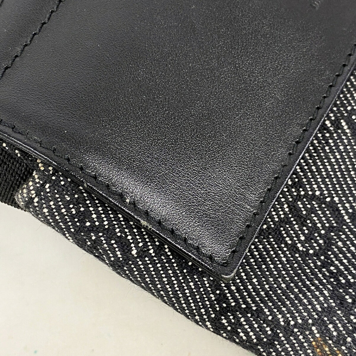 Gucci Black Denim Fanny Pack (Pre-Owned)
