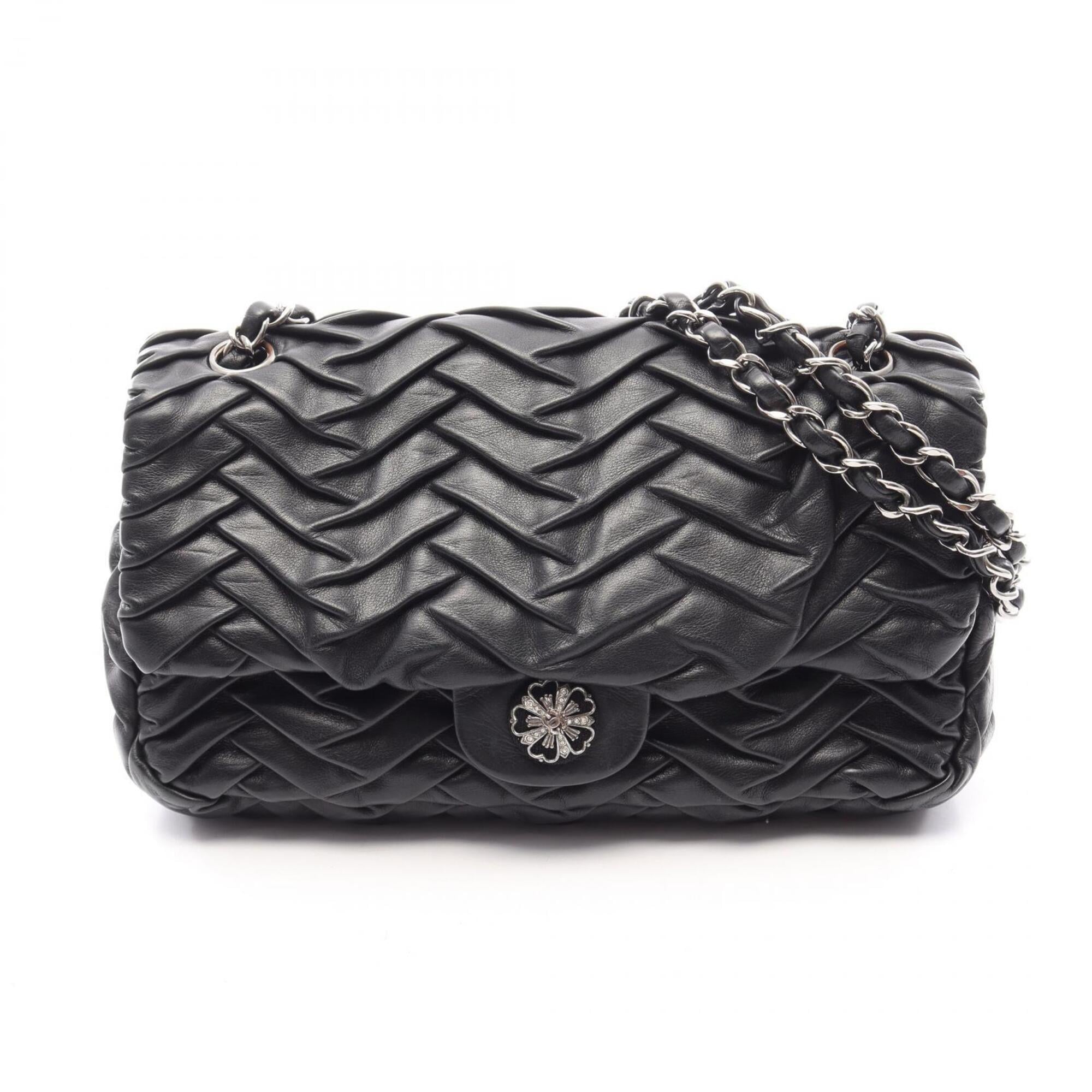 Chanel Black Leather Handbag Shoulder Bag (Pre-Owned)