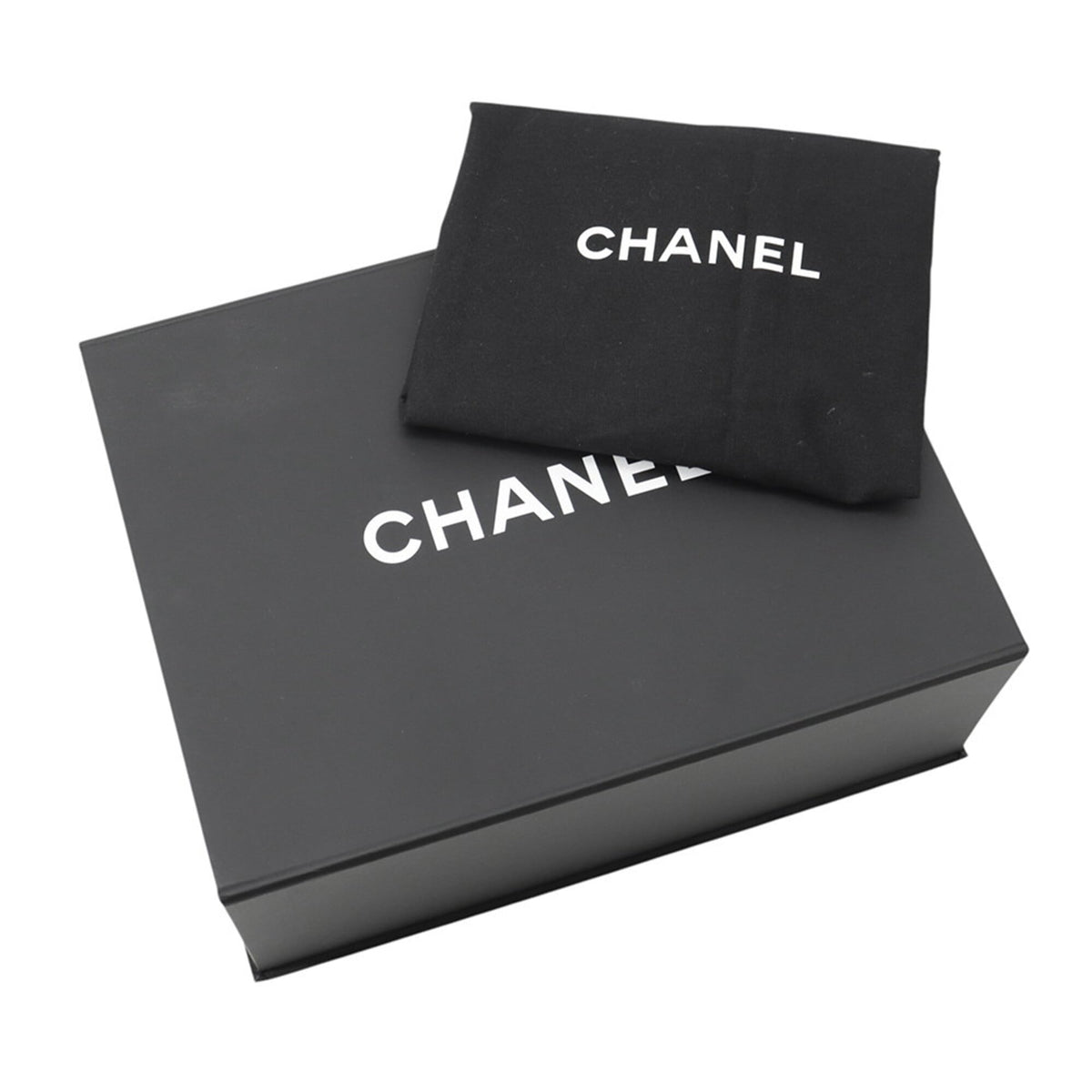 Chanel Black Leather Shoulder Bag (Pre-Owned)