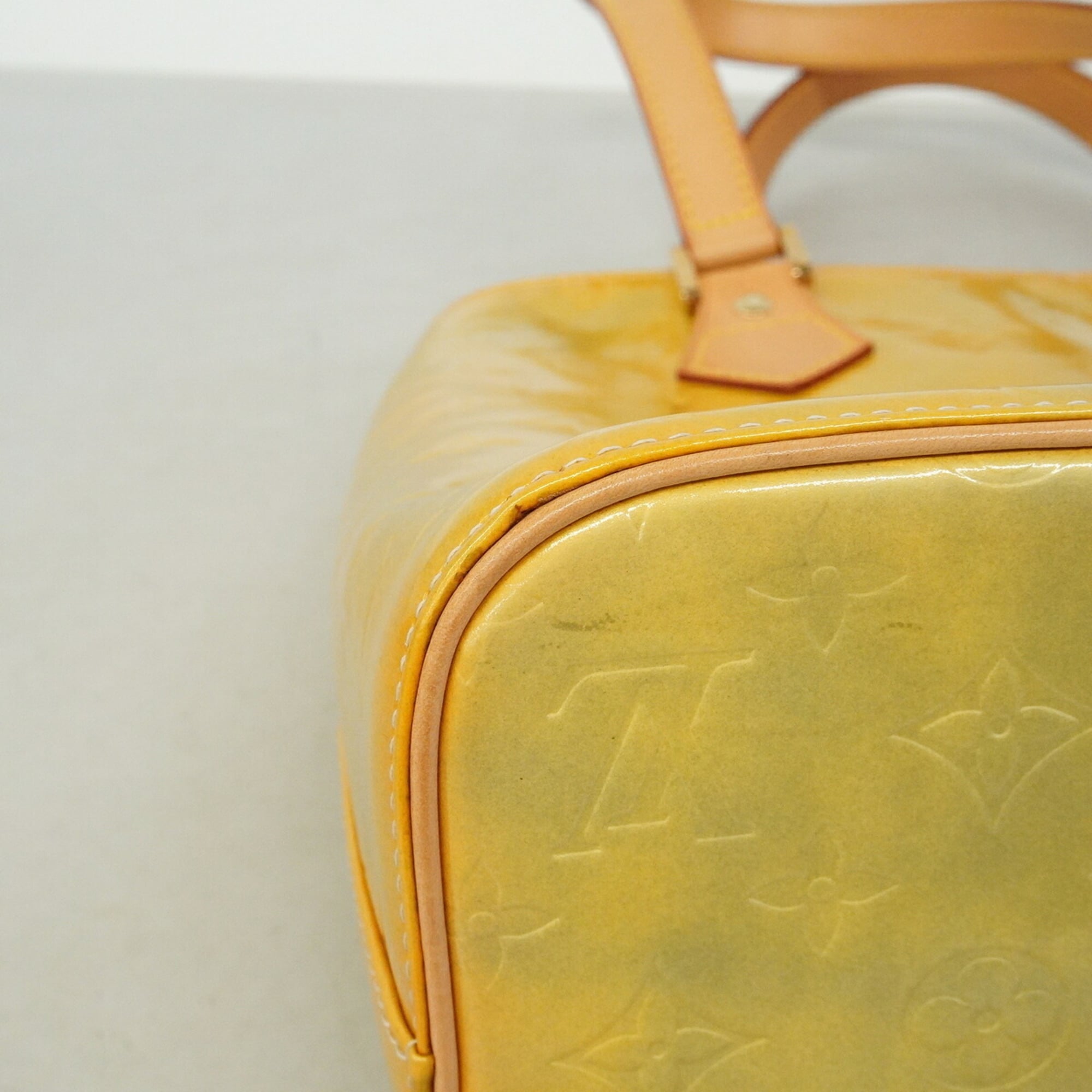 Louis Vuitton Silver Tote Bag (Pre-Owned)