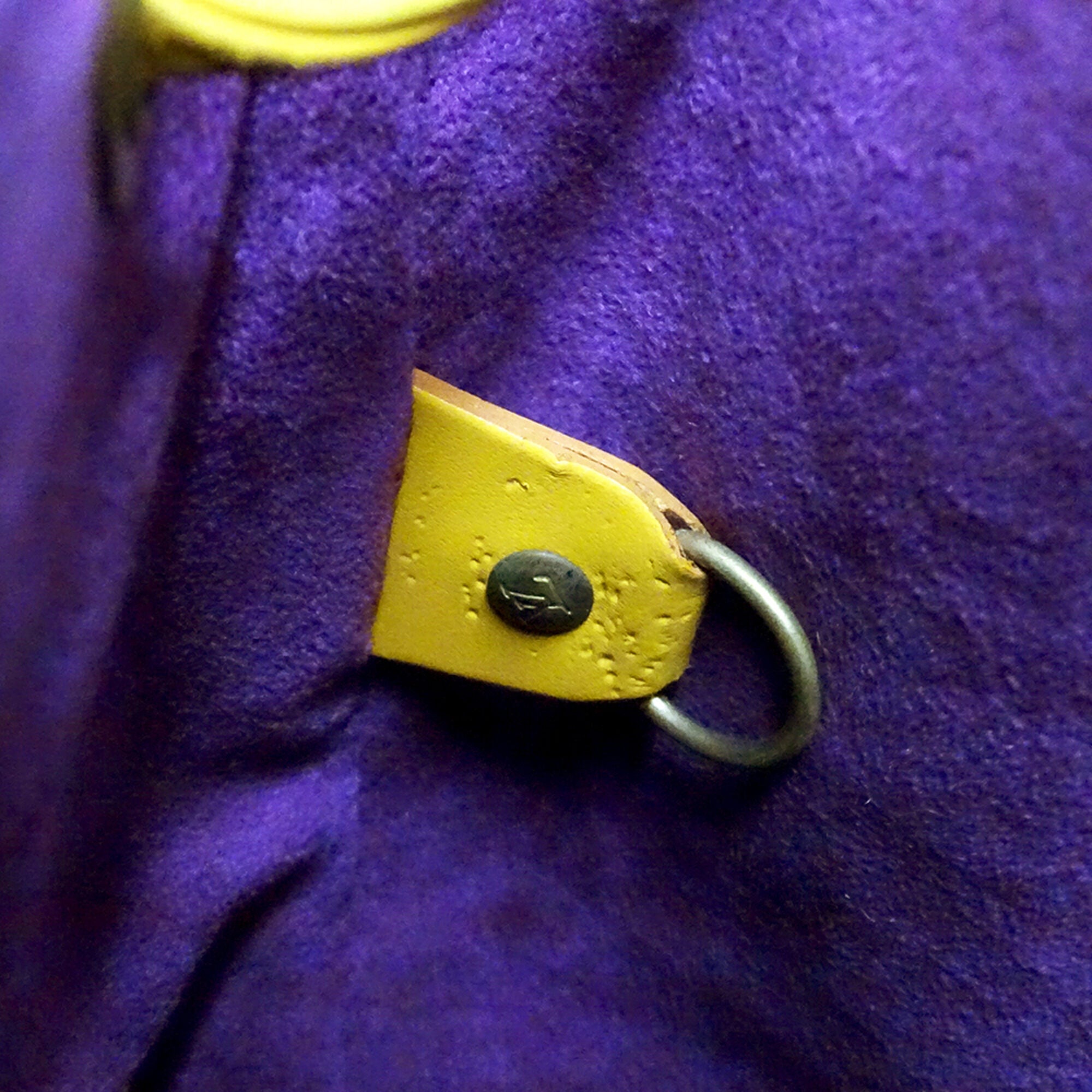 Louis Vuitton Yellow Epi Leather Handbag Shoulder Bag (Pre-Owned)