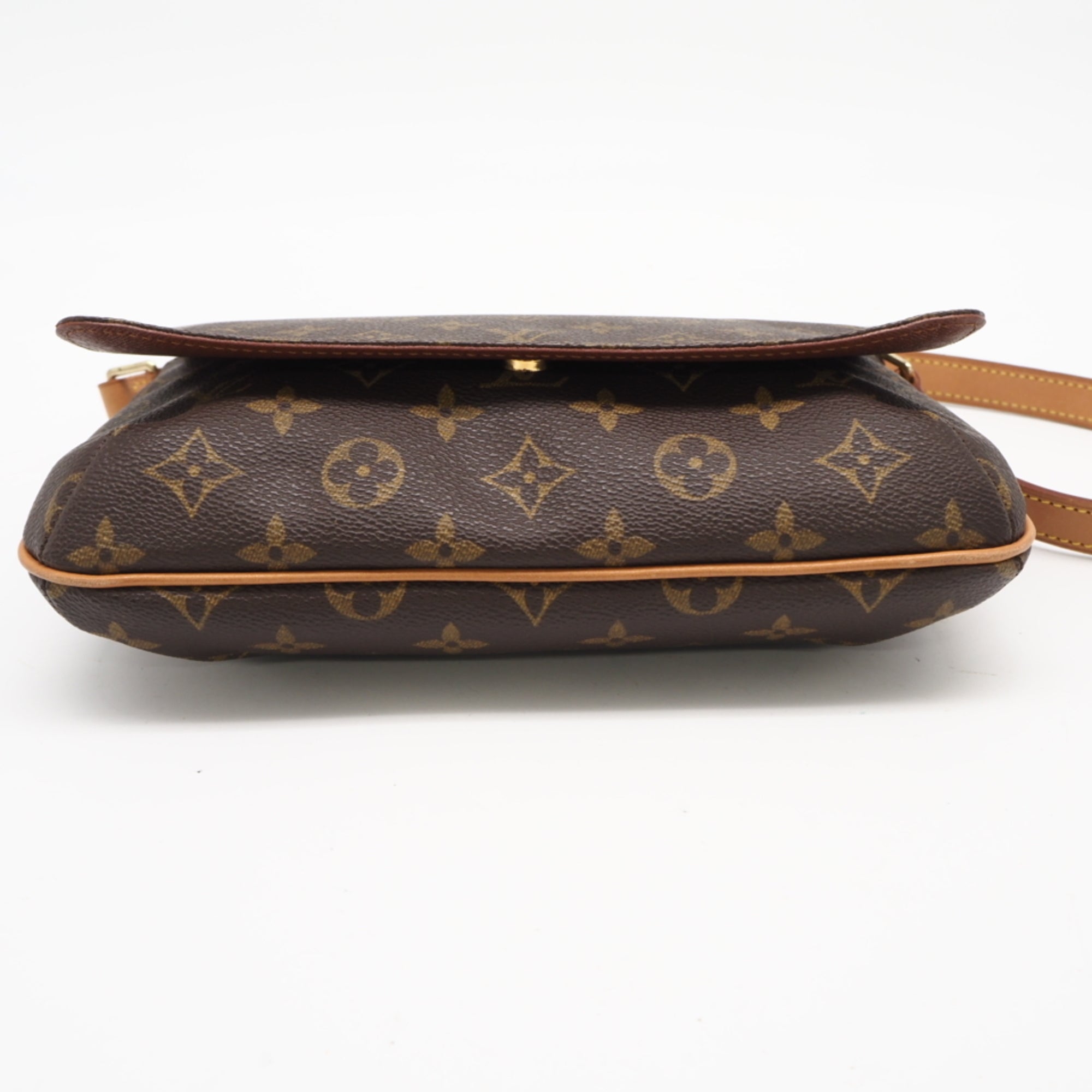 Louis Vuitton Brown Coated Canvas Leather Shoulder Bag (Pre-Owned)
