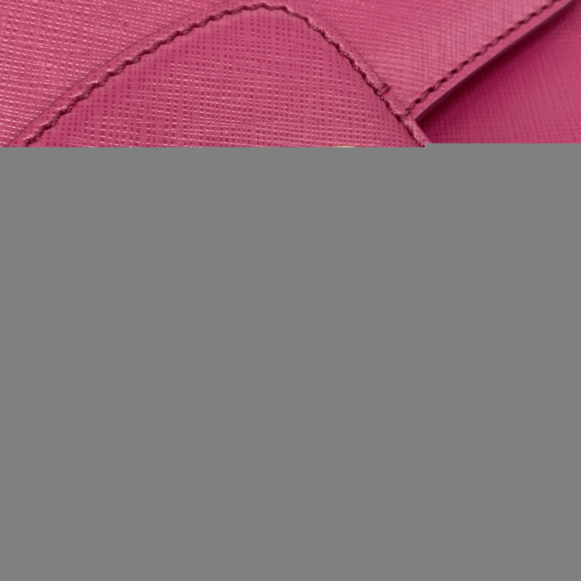 Salvatore Ferragamo Pink Leather Shoulder Bag (Pre-Owned)