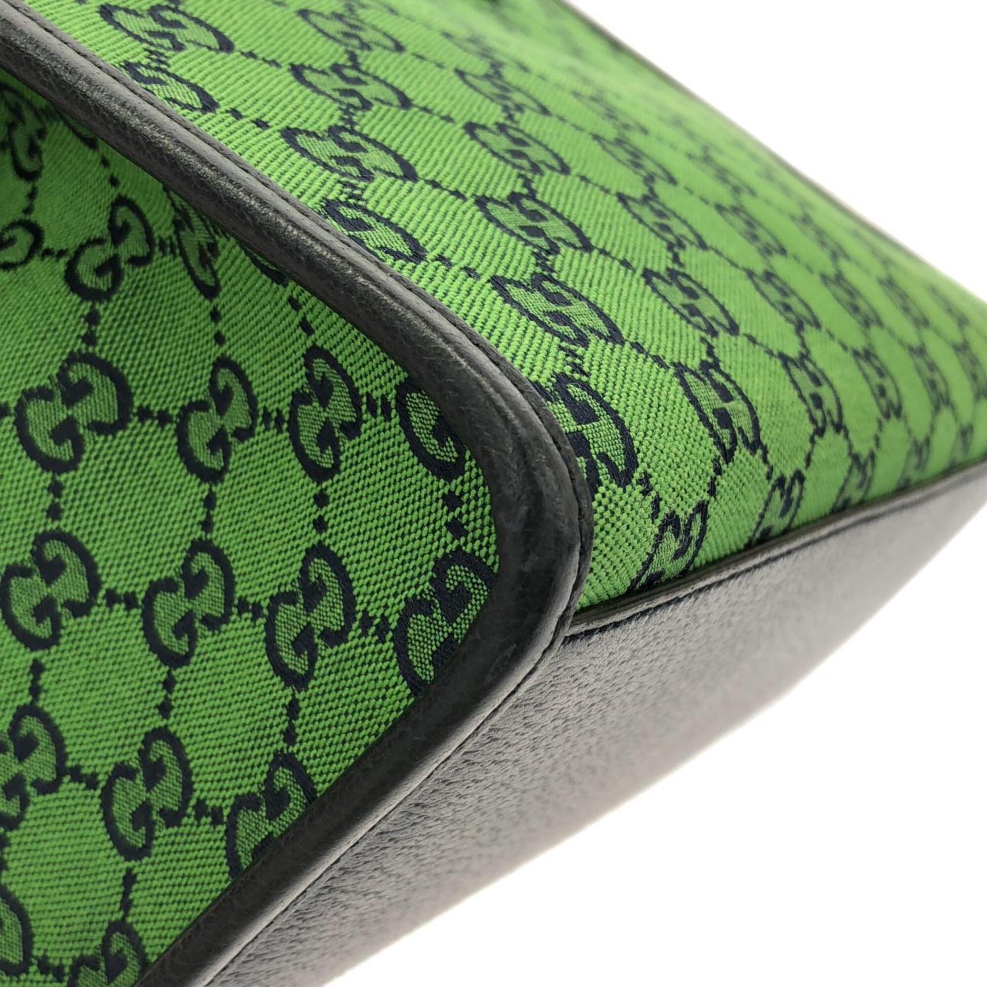 Gucci Green Gg Canvas Handbag (Pre-Owned)