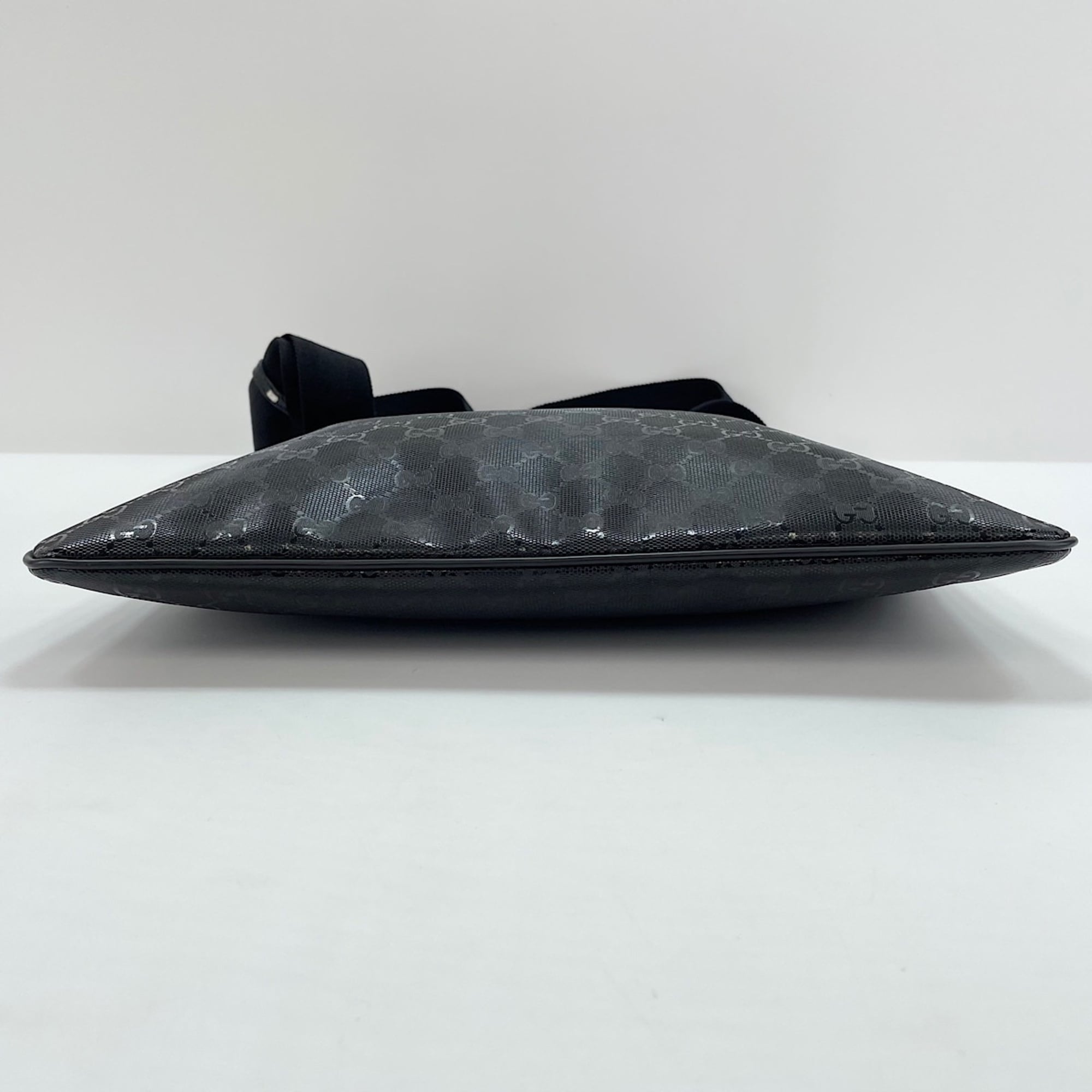 Gucci Gg Imprimé Black Gg Imprimé Shoulder Bag (Pre-Owned)