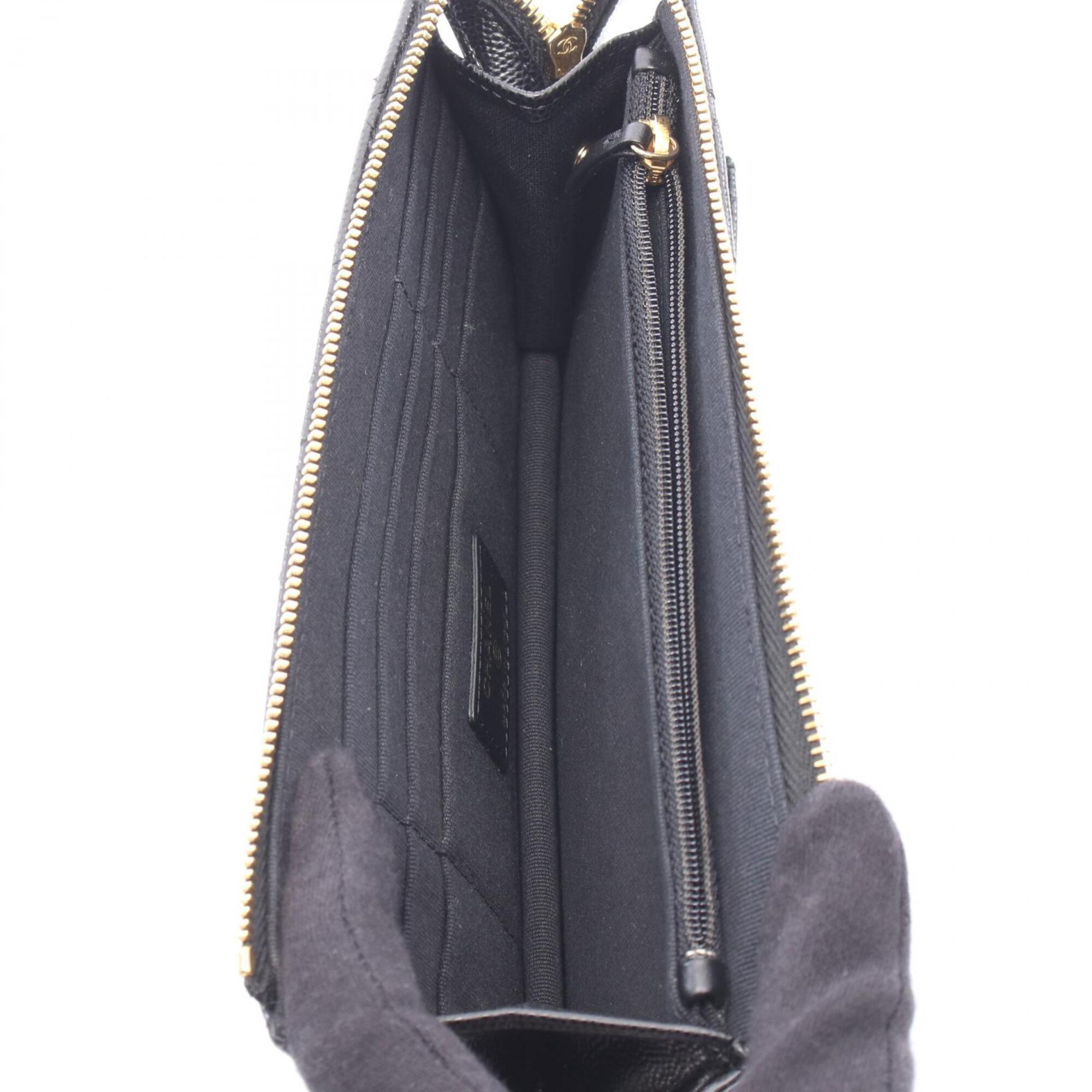 Chanel Black Grained Calfskin Clutch Bag Handbag (Pre-Owned)