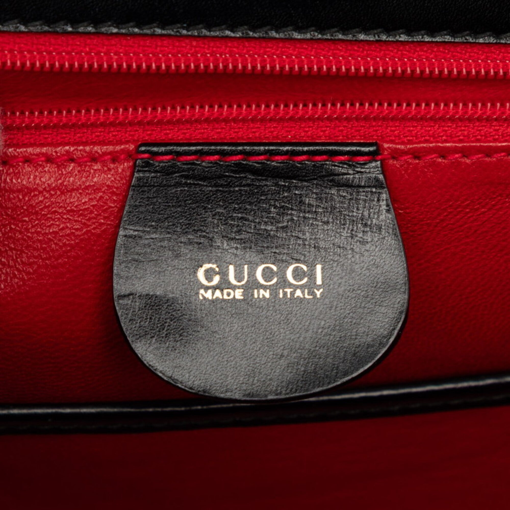 Gucci Black Leather Handbag Shoulder Bag (Pre-Owned)