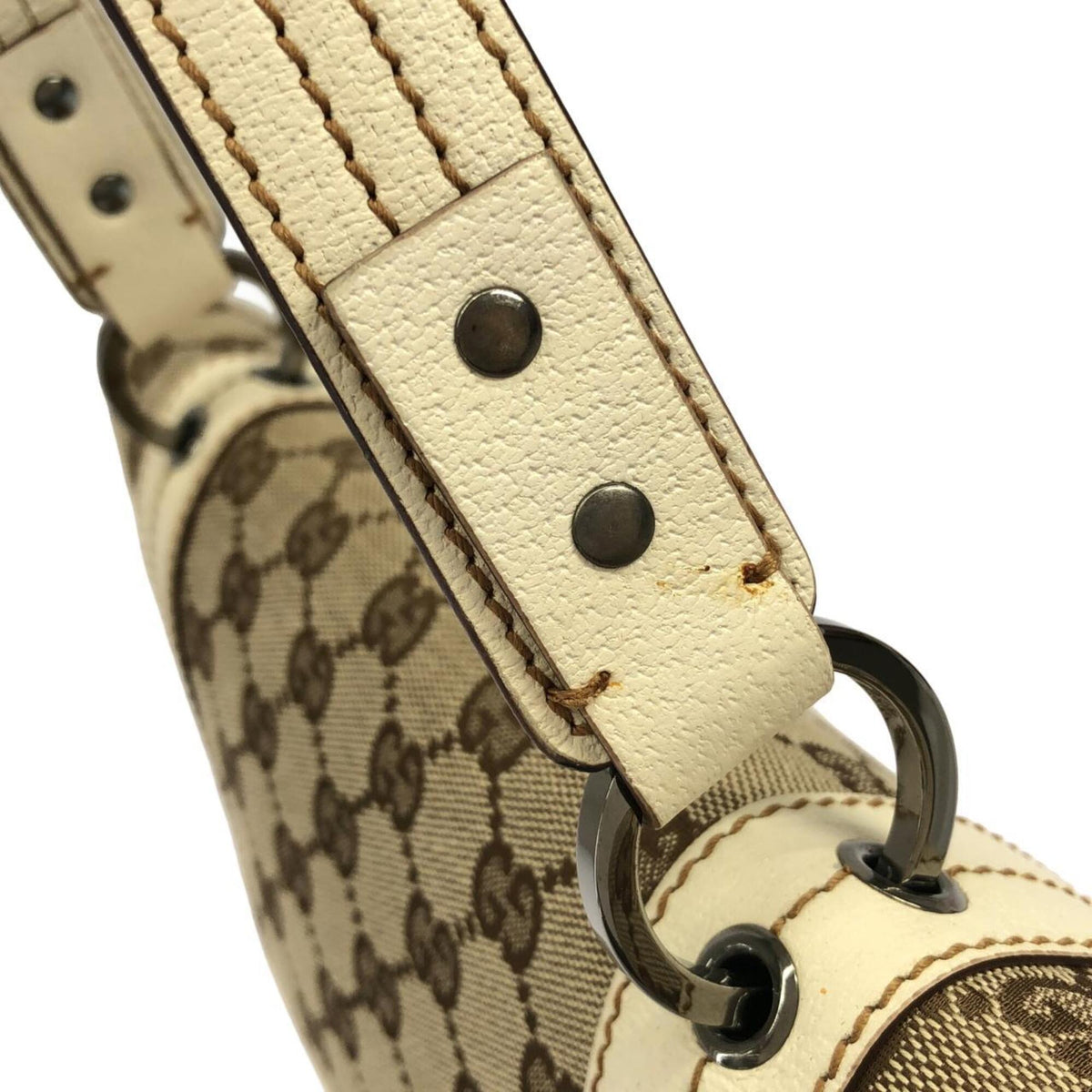 Gucci Beige White Gg Canvas Handbag (Pre-Owned)