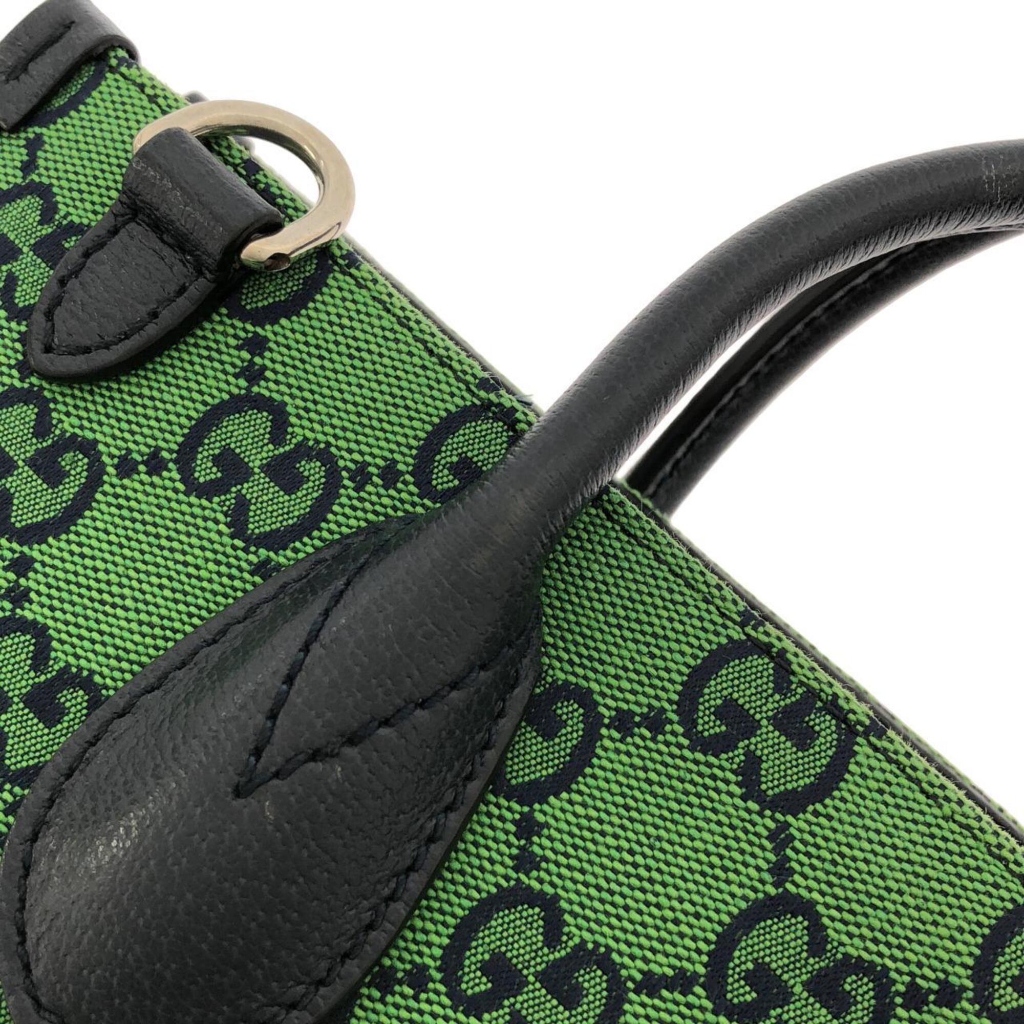 Gucci Green Gg Canvas Handbag (Pre-Owned)