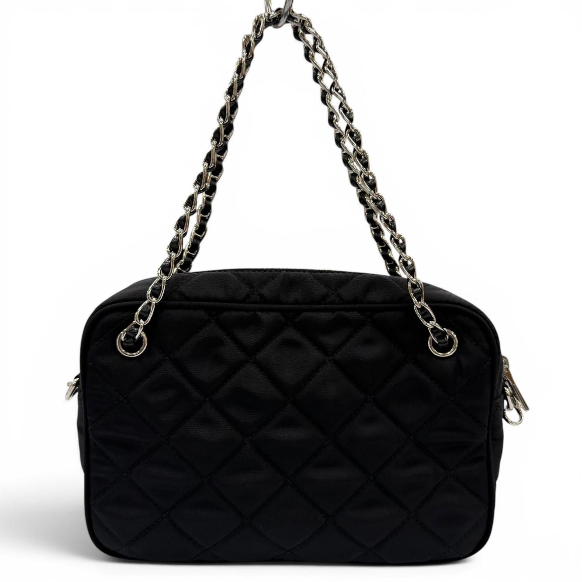 Prada Black Leather Handbag Shoulder Bag (Pre-Owned)