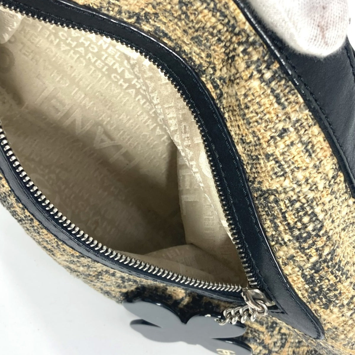 Chanel Beige Black Yellow Canvas Leather Shoulder Bag (Pre-Owned)