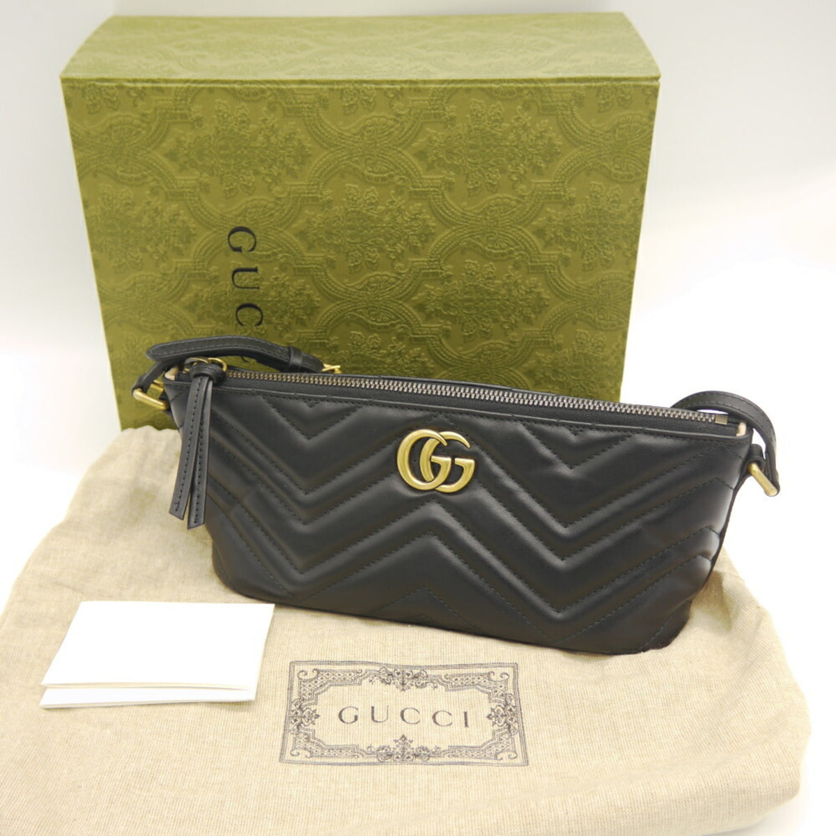 Gucci Black Leather Handbag (Pre-Owned)