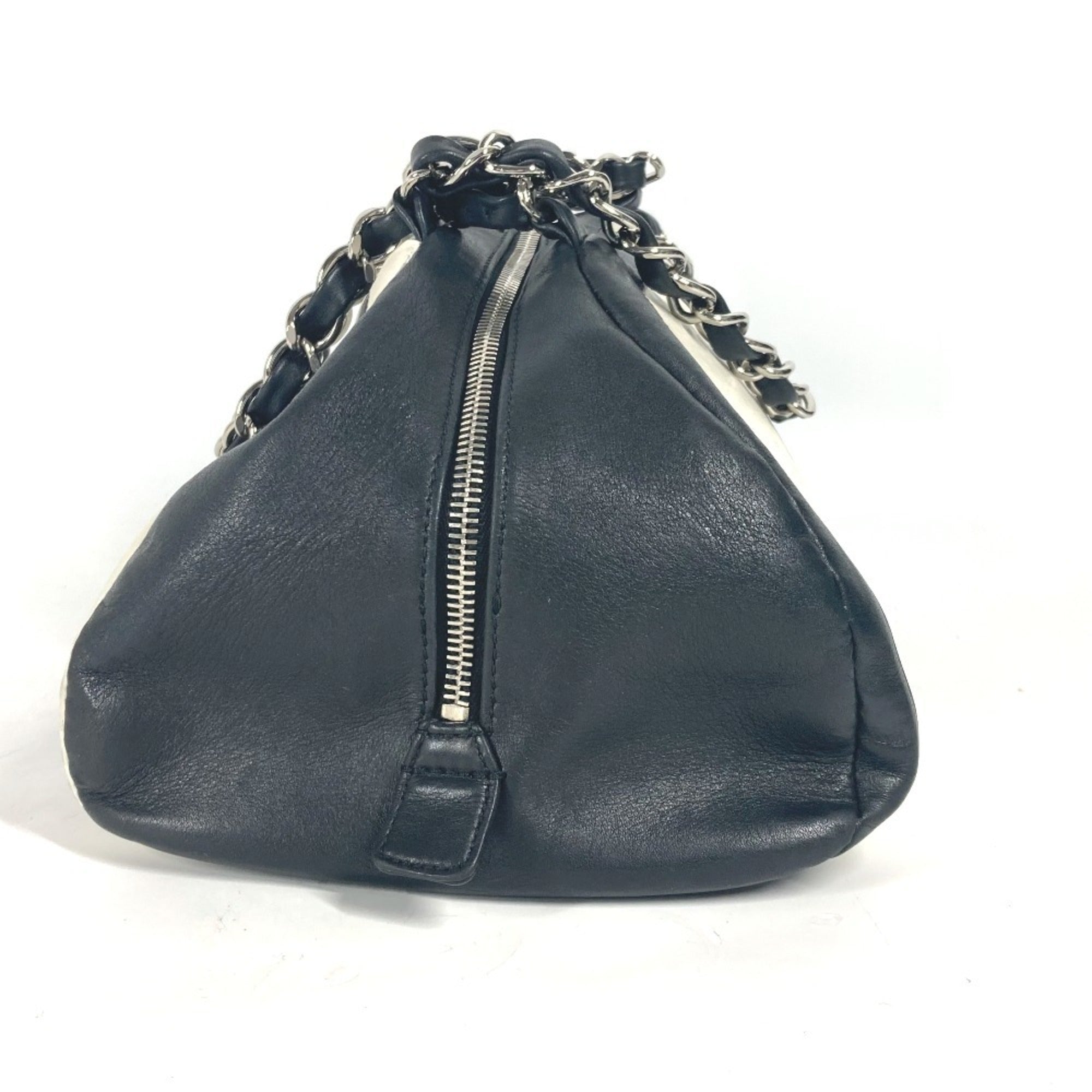 Chanel Black White Leather Boston Bag Shoulder Bag (Pre-Owned)