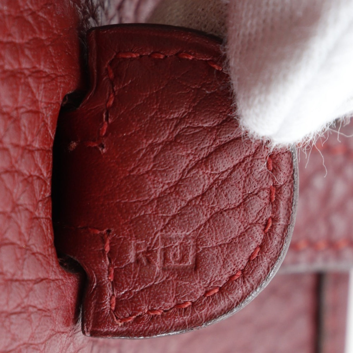 Hermes Red Color Taurillon Clemence Leather Shoulder Bag (Pre-Owned)