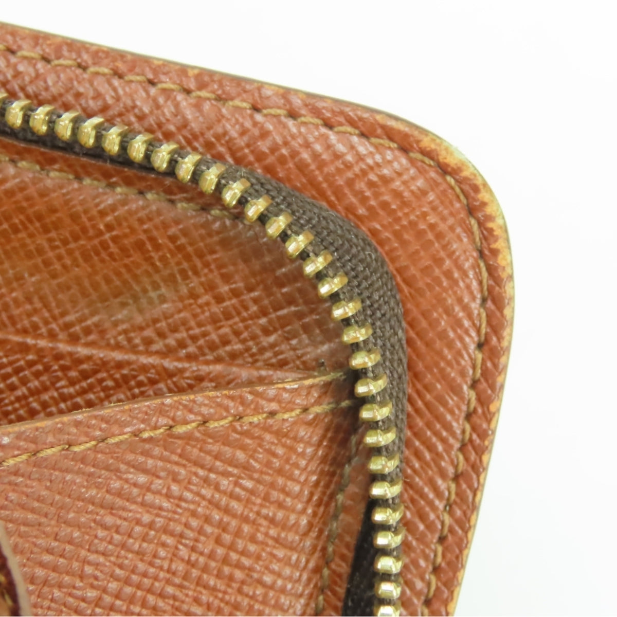 Louis Vuitton Brown Monogram Monogram Long Wallet (Bi-Fold) (Pre-Owned)