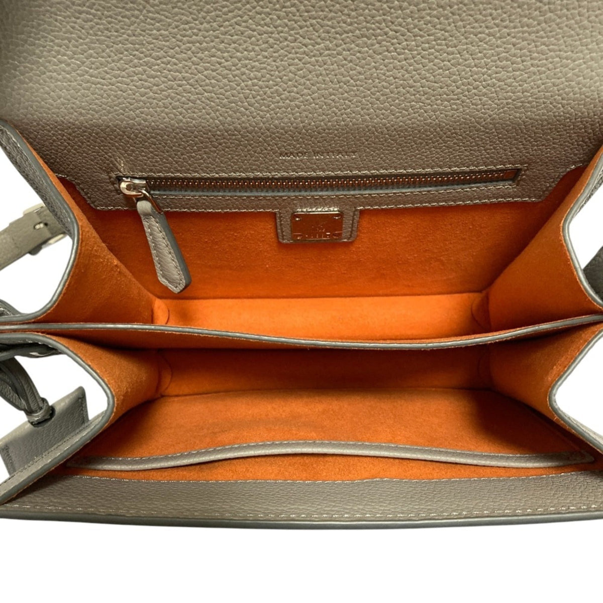 Mcm Gray Leather Shoulder Bag (Pre-Owned)