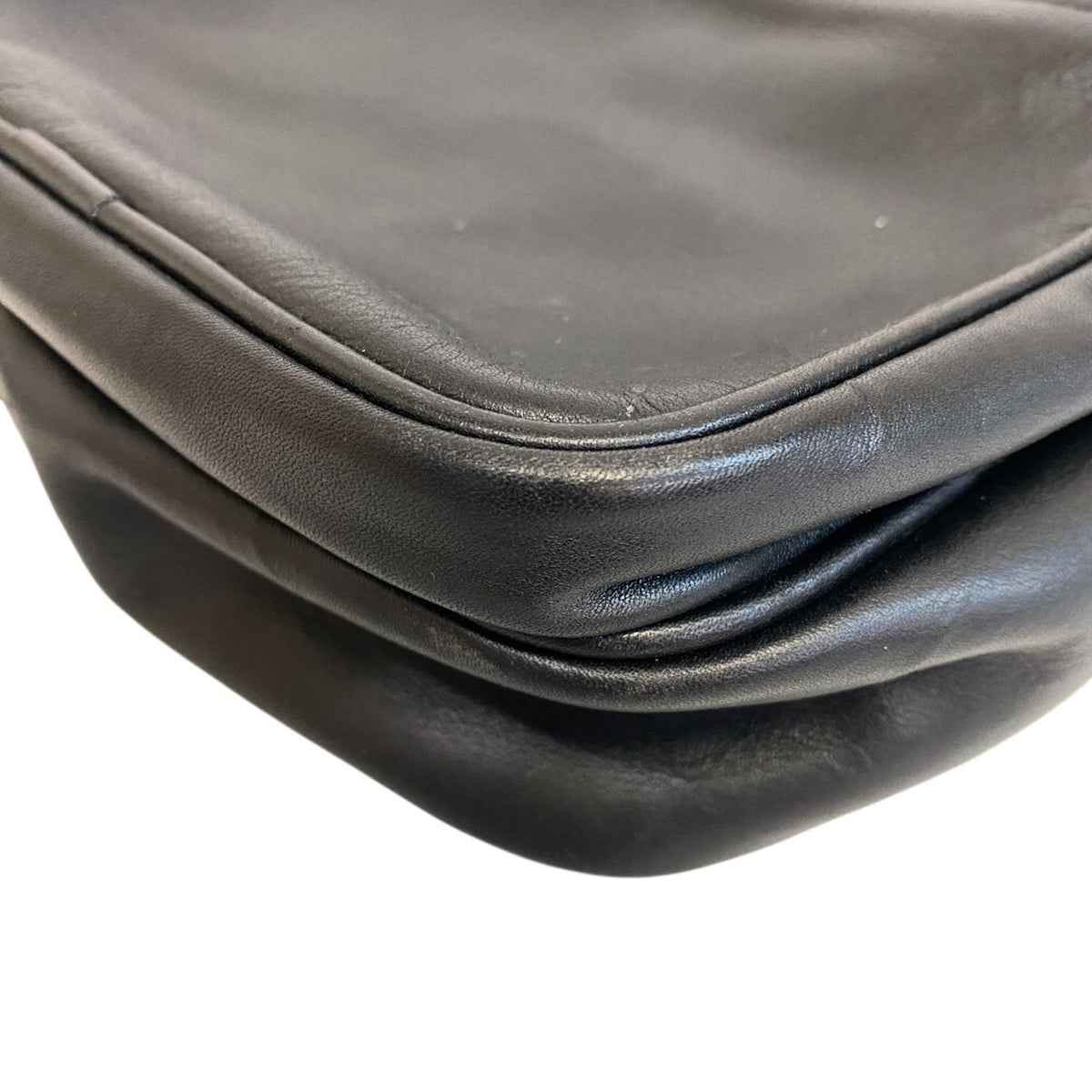 Coach Black Leather Pochette Shoulder Bag (Pre-Owned)