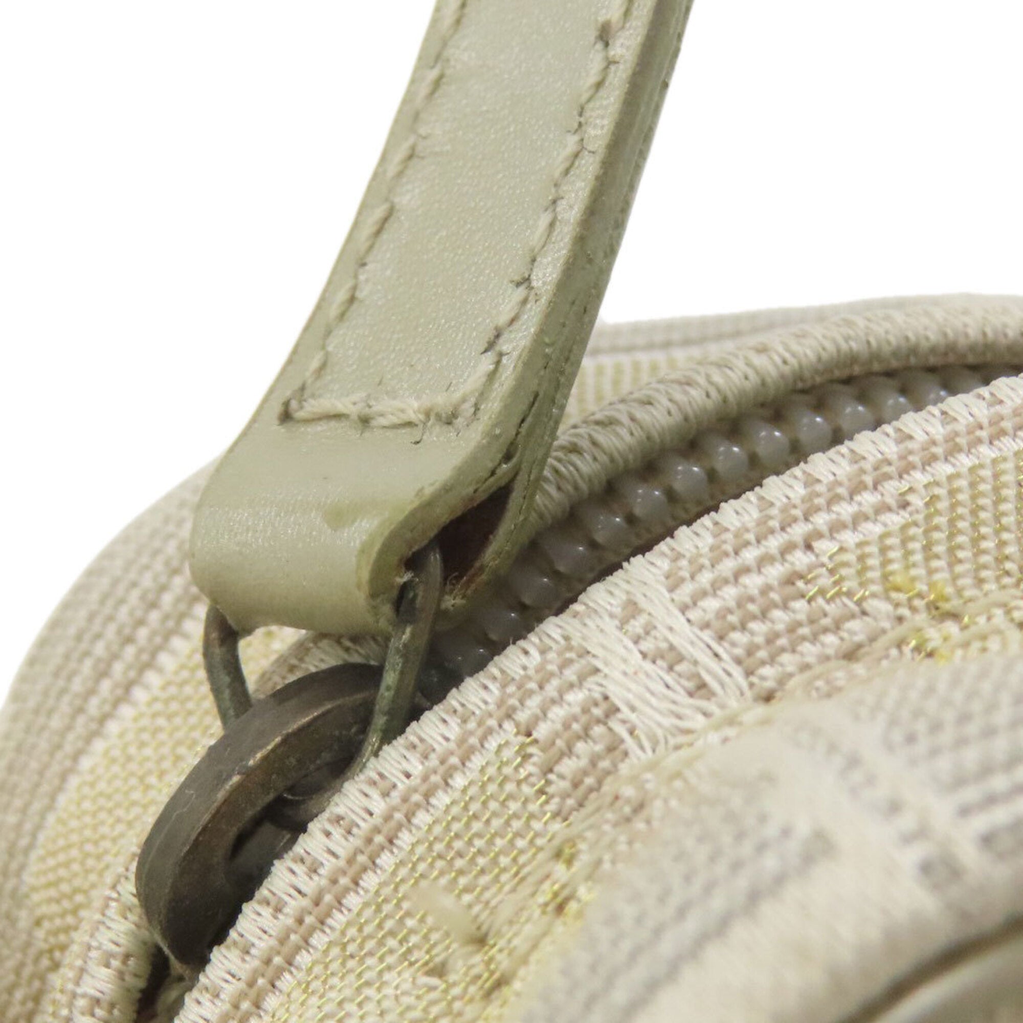 Chanel Beige Nylon Shoulder Bag (Pre-Owned)