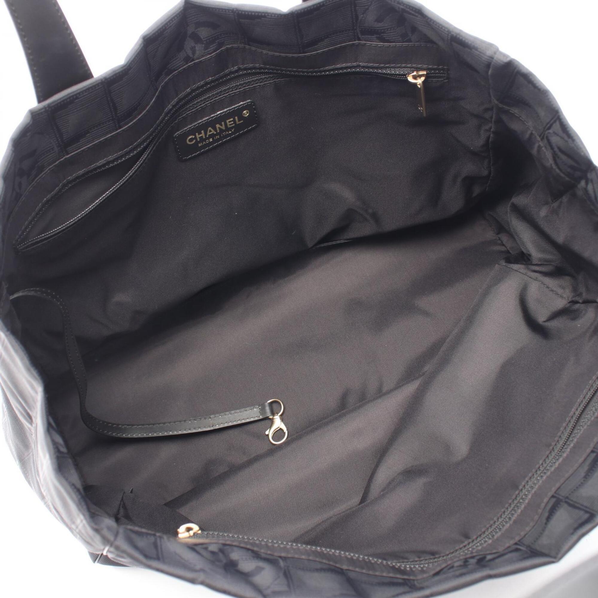 Chanel Black Leather Nylon Canvas Handbag Tote Bag (Pre-Owned)
