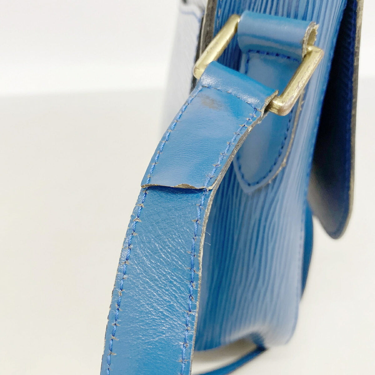 Louis Vuitton Toledo Blue Shoulder Bag (Pre-Owned)