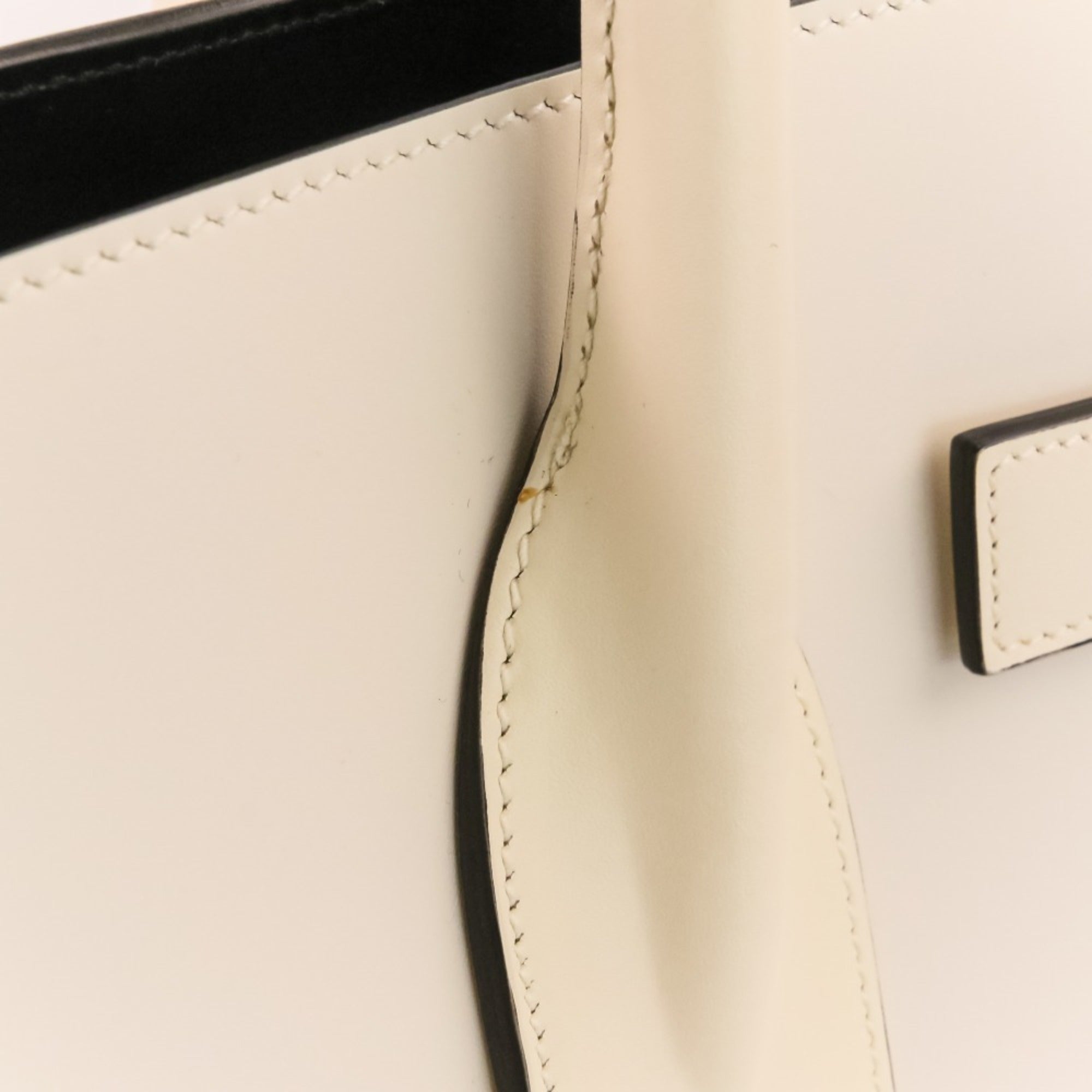 Yves Saint Laurent Ivory Leather Tote Bag (Pre-Owned)