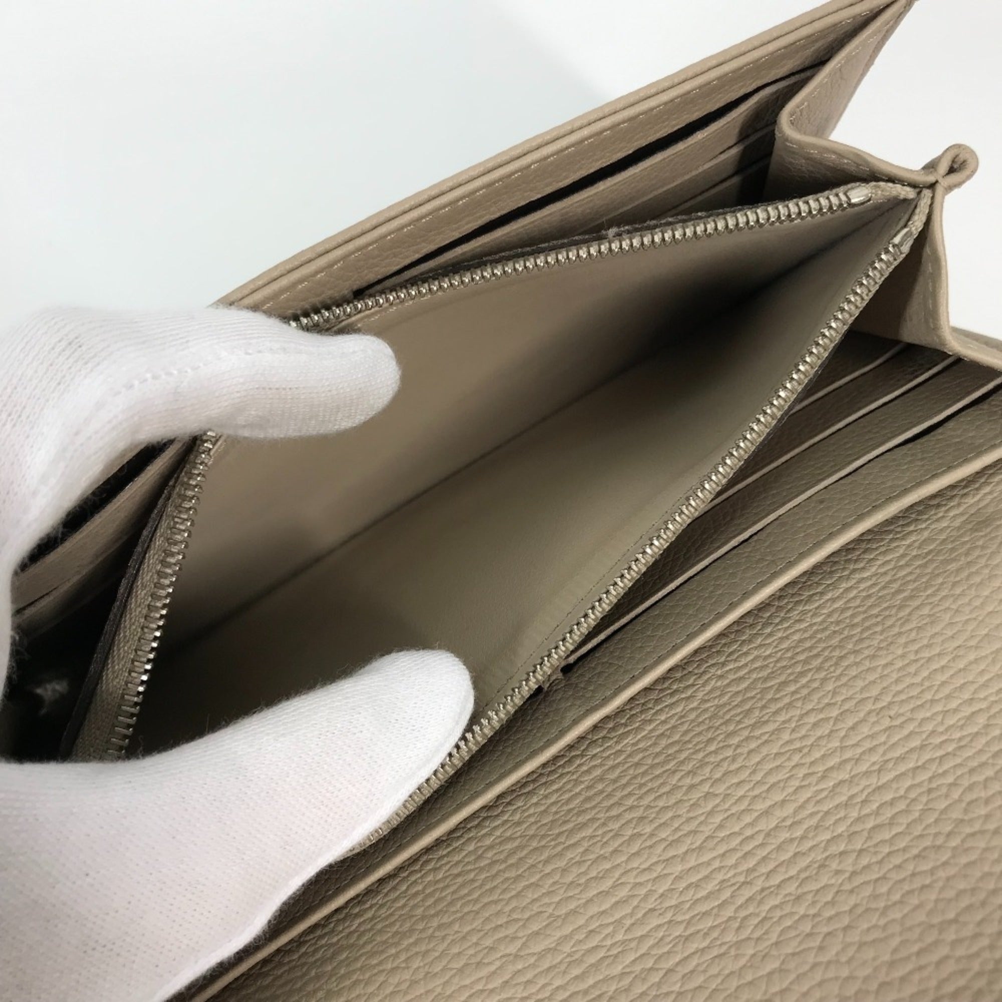 Louis Vuitton Beige Galle Iris Leather Long Wallet (Bi-Fold) (Pre-Owned)