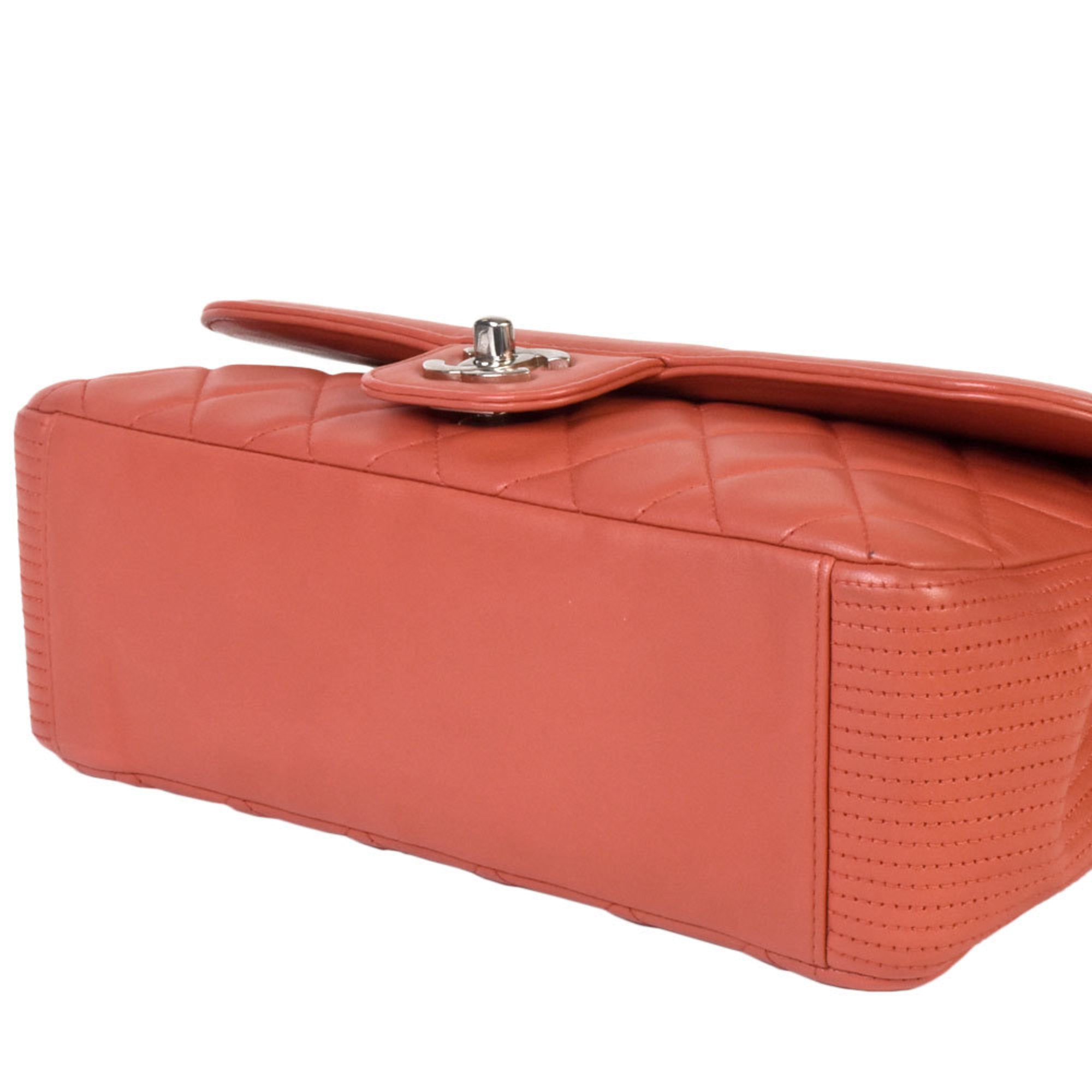 Chanel Pink Suede Shoulder Bag (Pre-Owned)