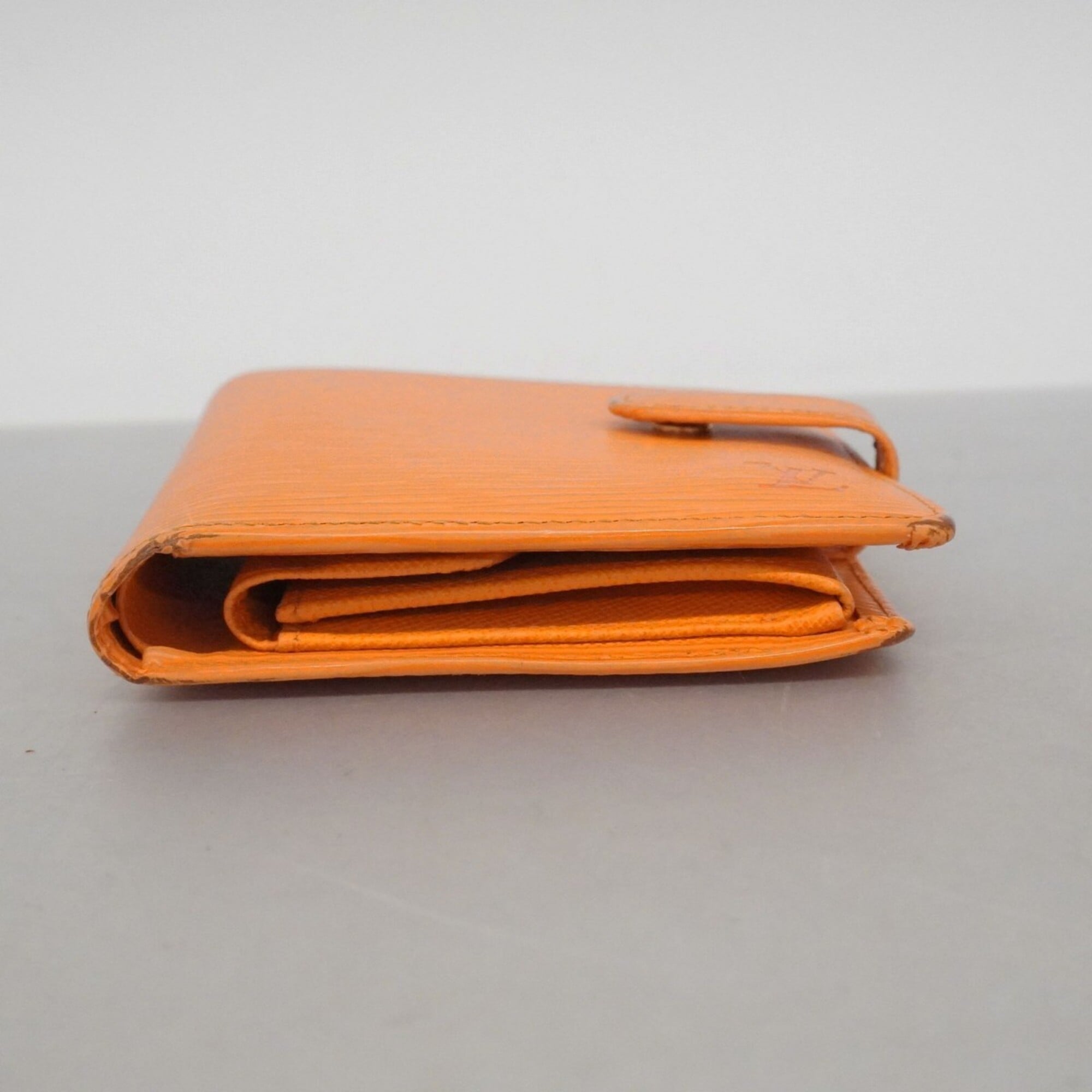 Louis Vuitton Mandarin Wallet (Bi-Fold) (Pre-Owned)