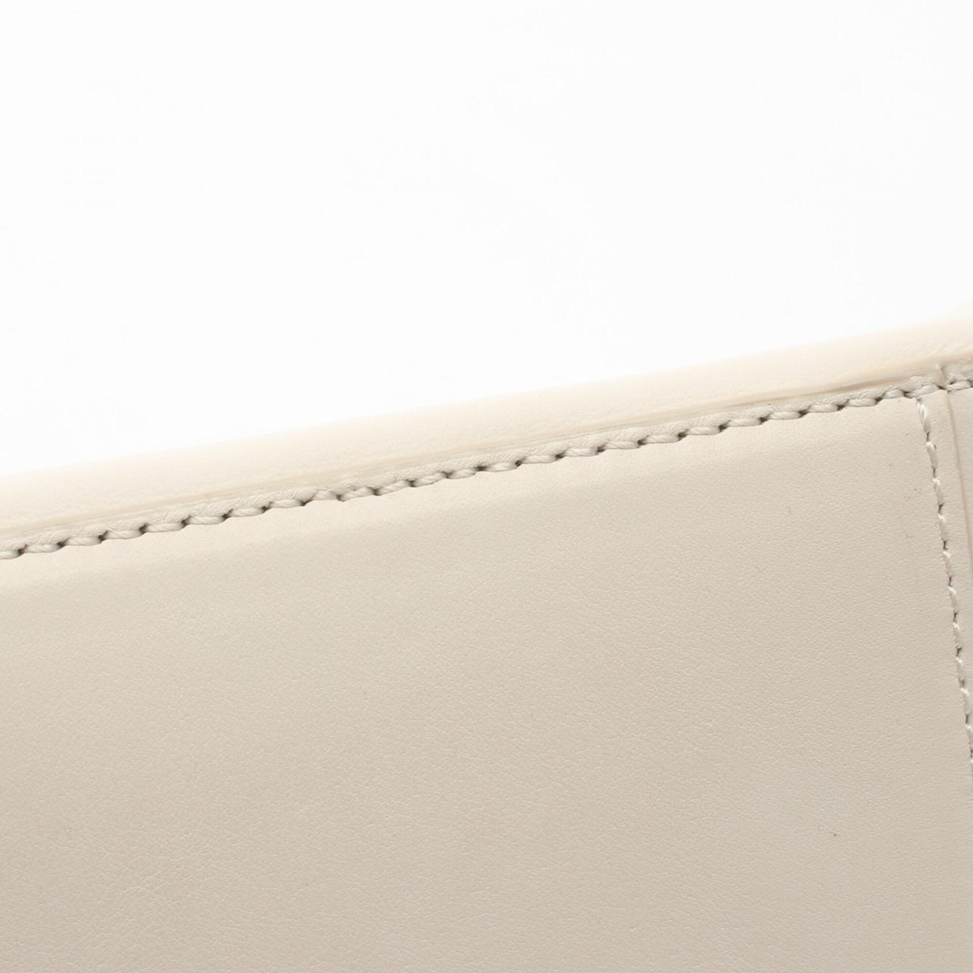 Loewe White Leather Handbag Shoulder Bag (Pre-Owned)