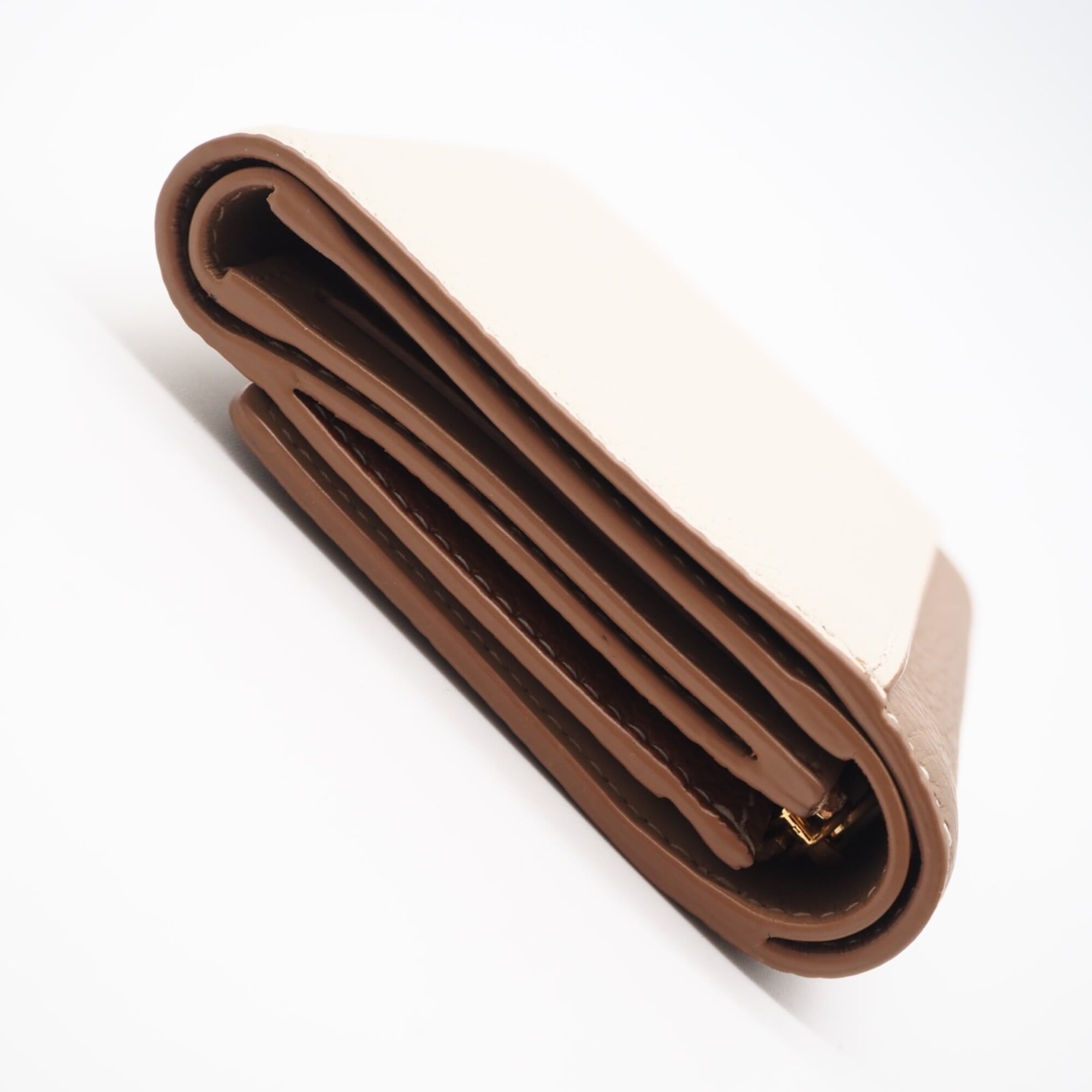 Burberry Beige Cream Leather Wallet (Tri-Fold) (Pre-Owned)