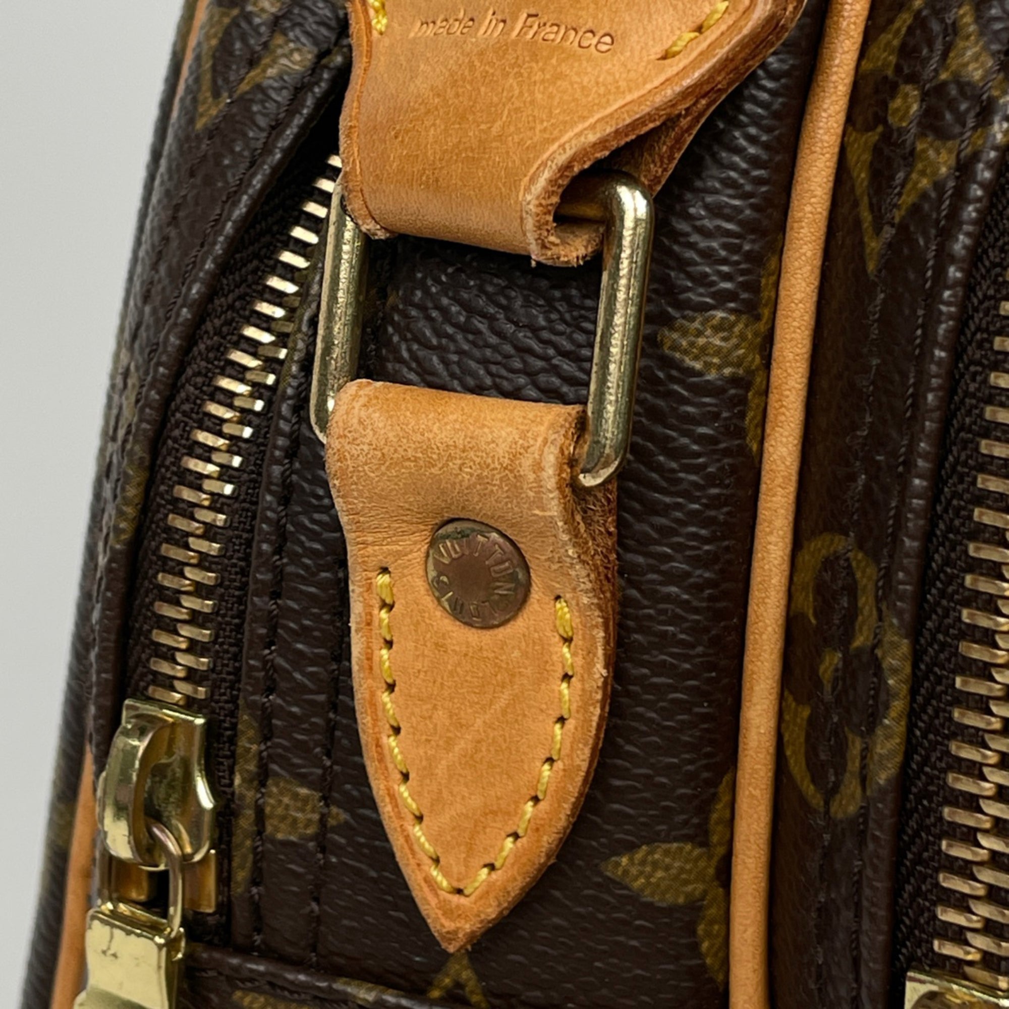 Louis Vuitton Brown Monogram Shoulder Bag (Pre-Owned)