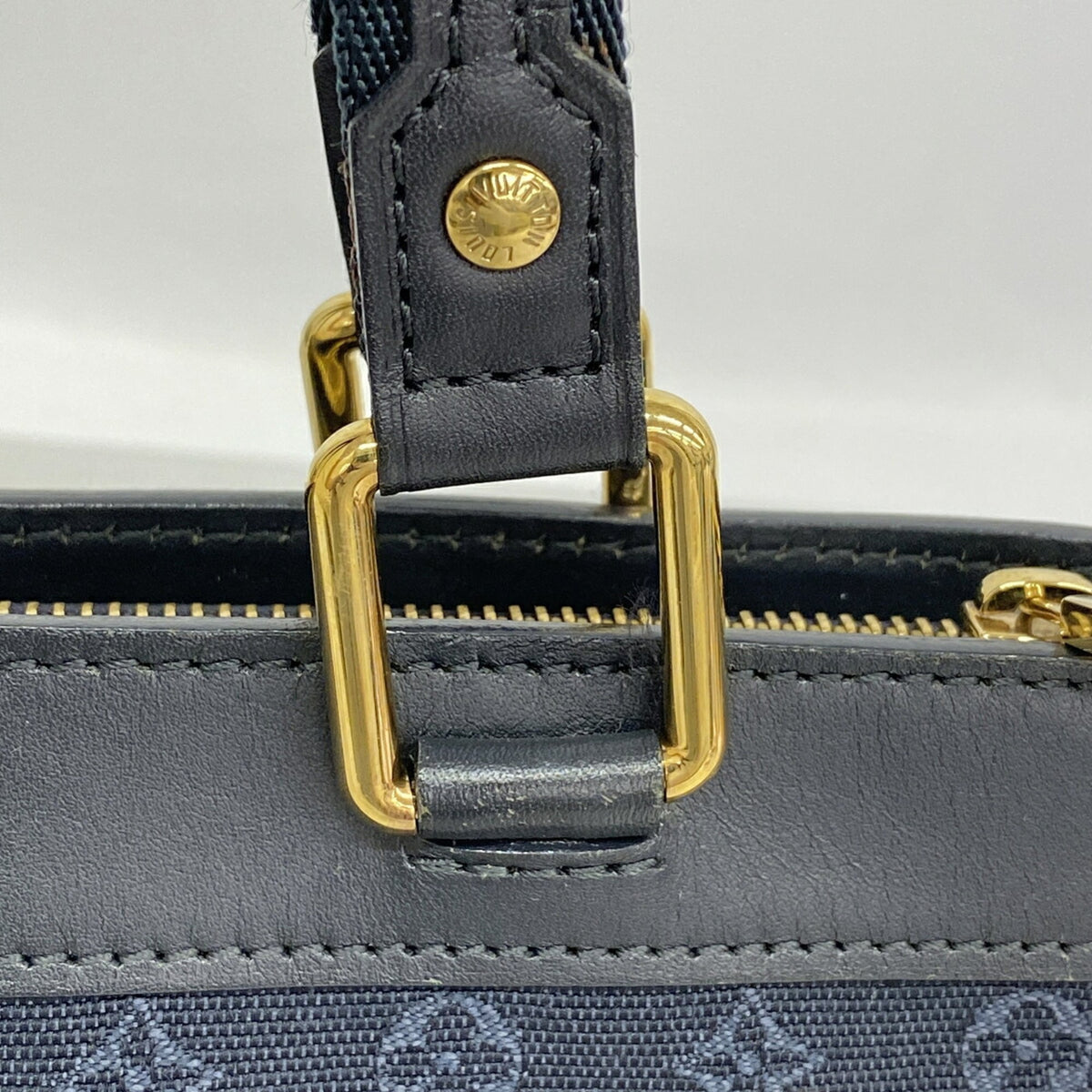 Louis Vuitton Tst Blue Handbag (Pre-Owned)