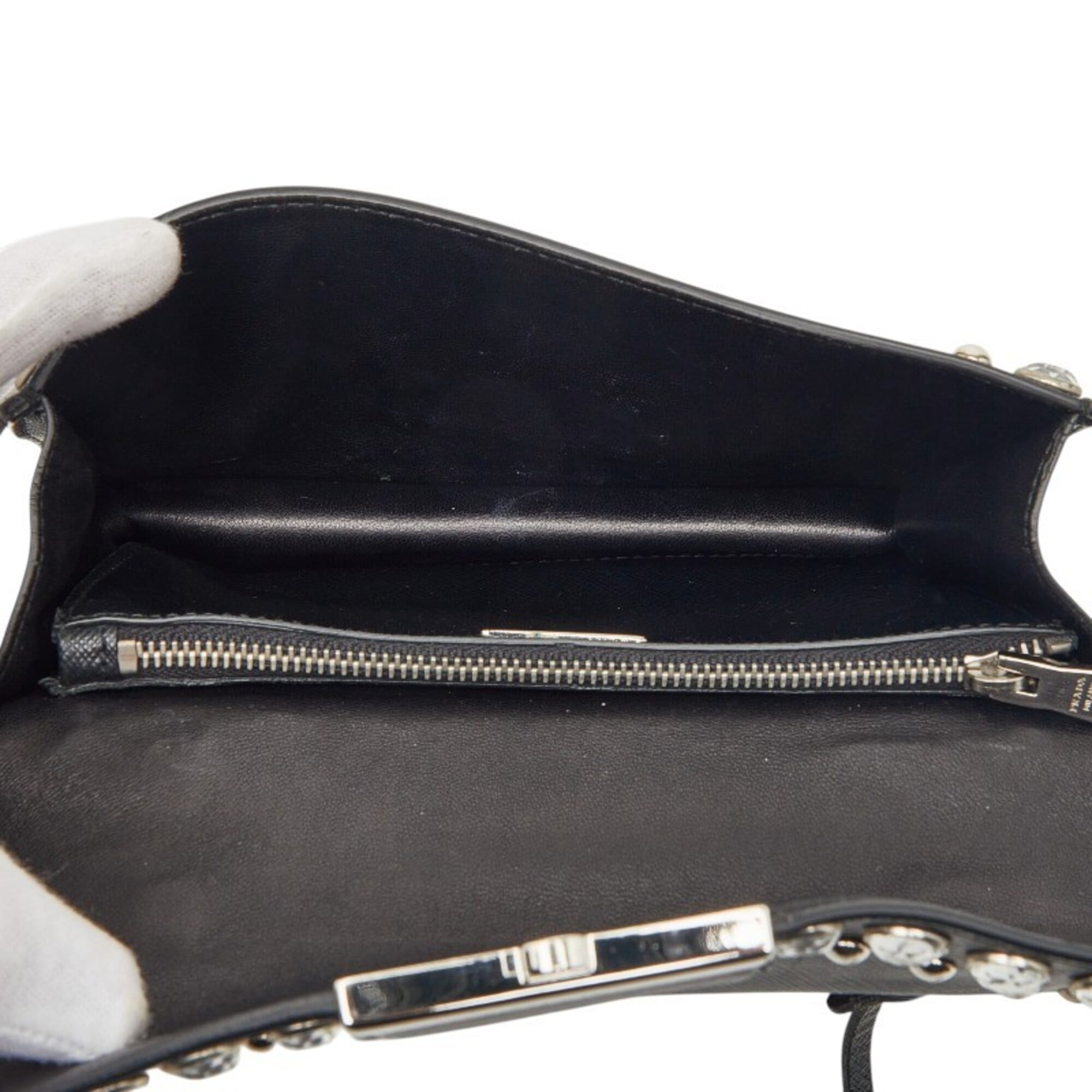Prada Black Leather Handbag Shoulder Bag (Pre-Owned)