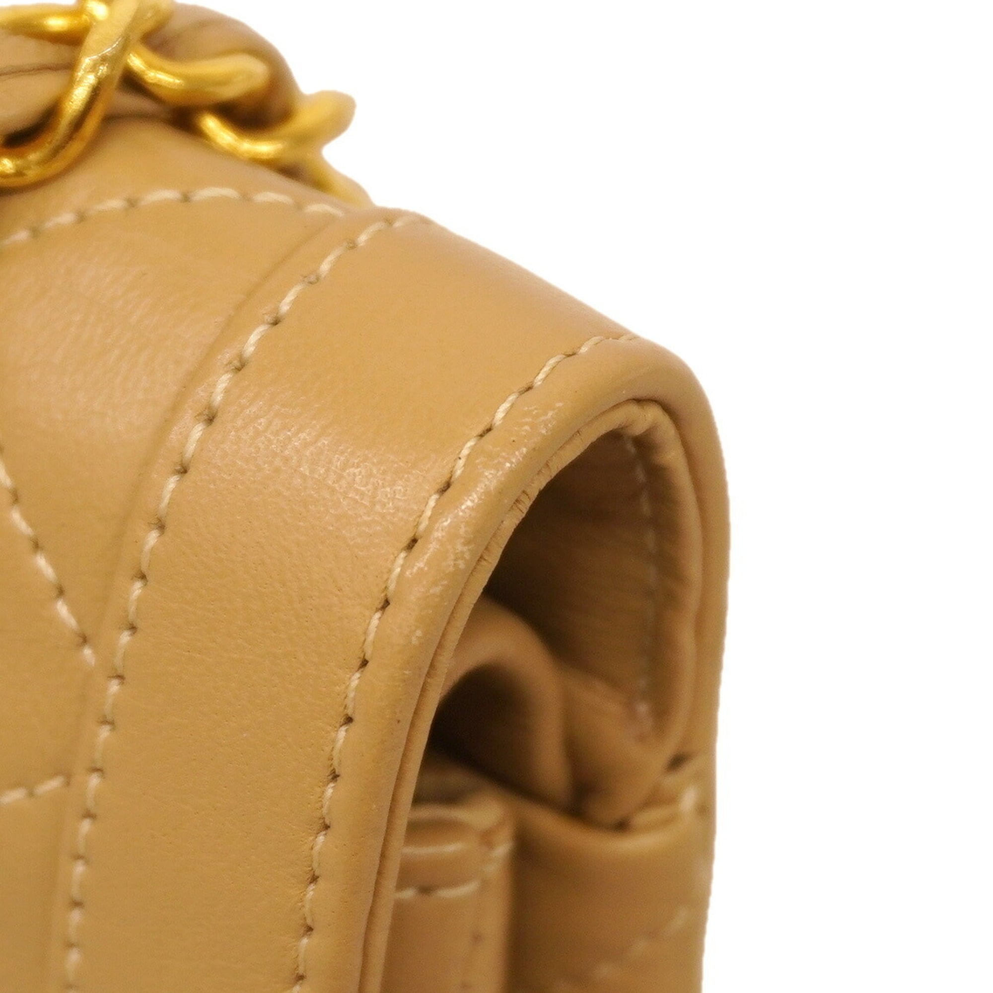 Chanel Beige Leather Shoulder Bag (Pre-Owned)