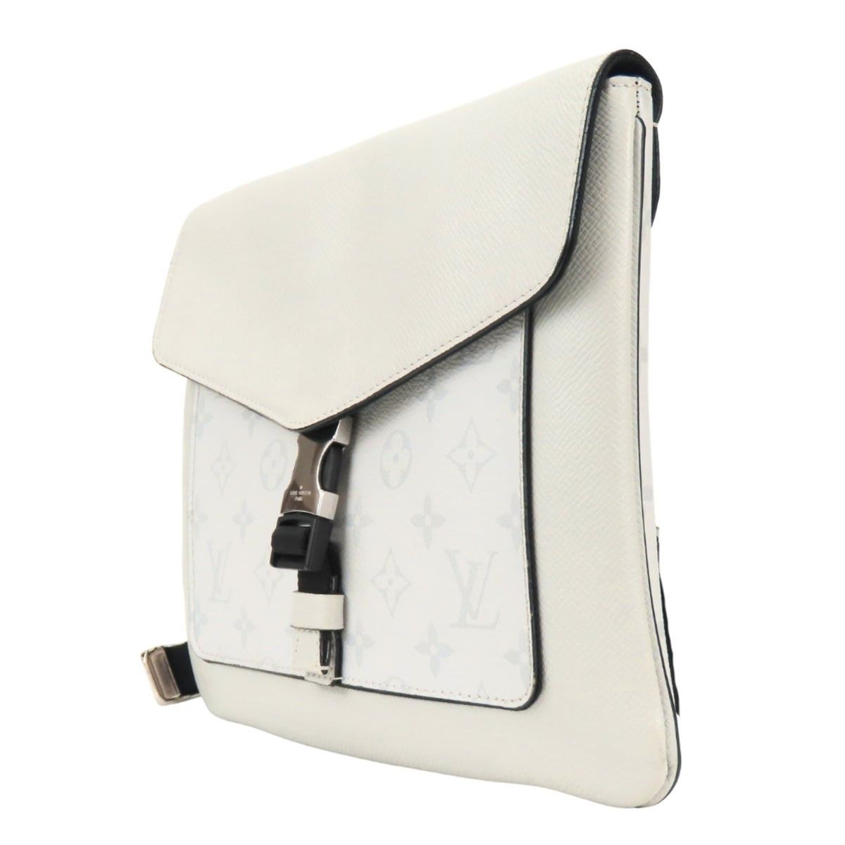 Louis Vuitton Taigarama Gray Monogram Taigarama Shoulder Bag (Pre-Owned)