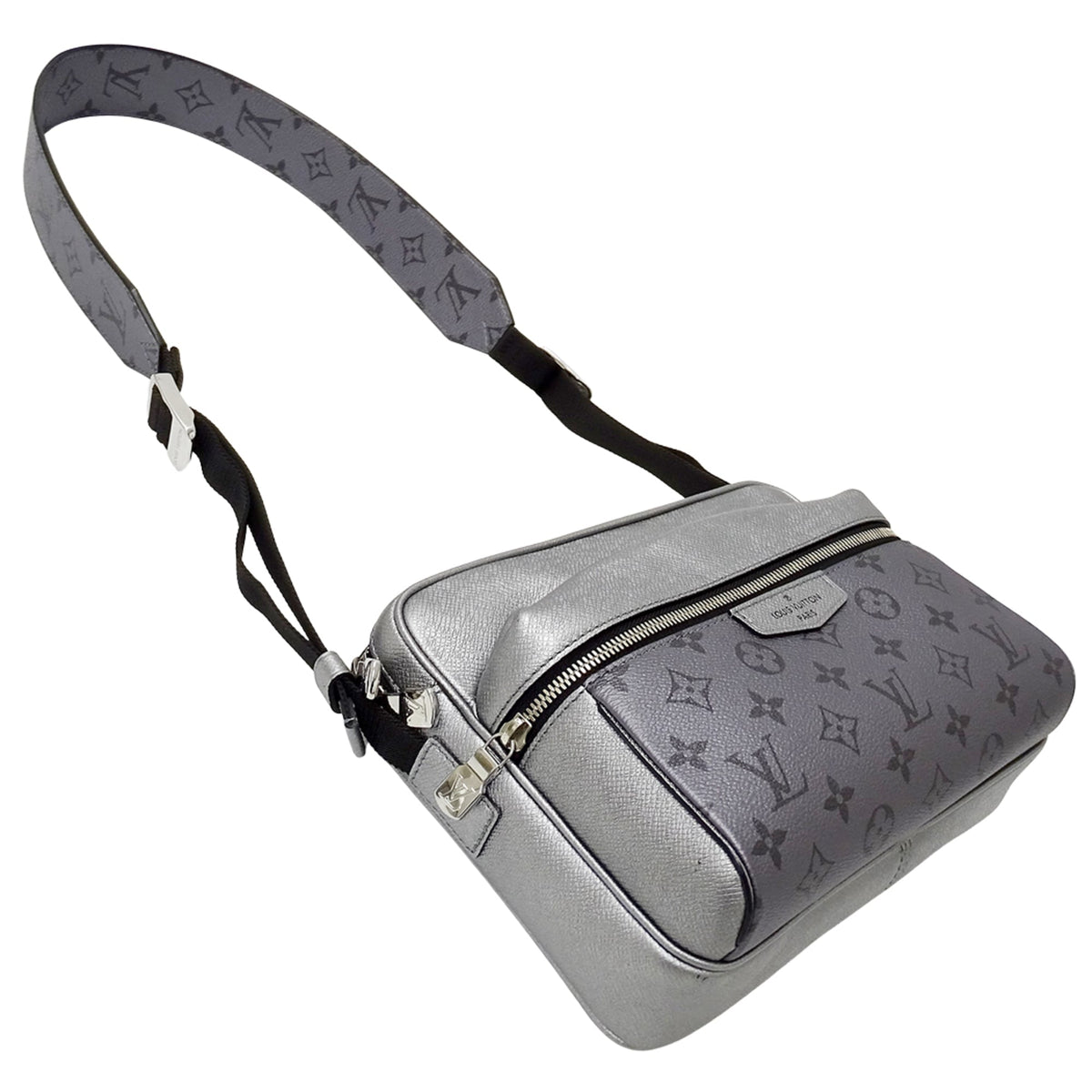 Louis Vuitton Gunmetal Silver Gray Taigarama Handbag Shoulder Bag (Pre-Owned)