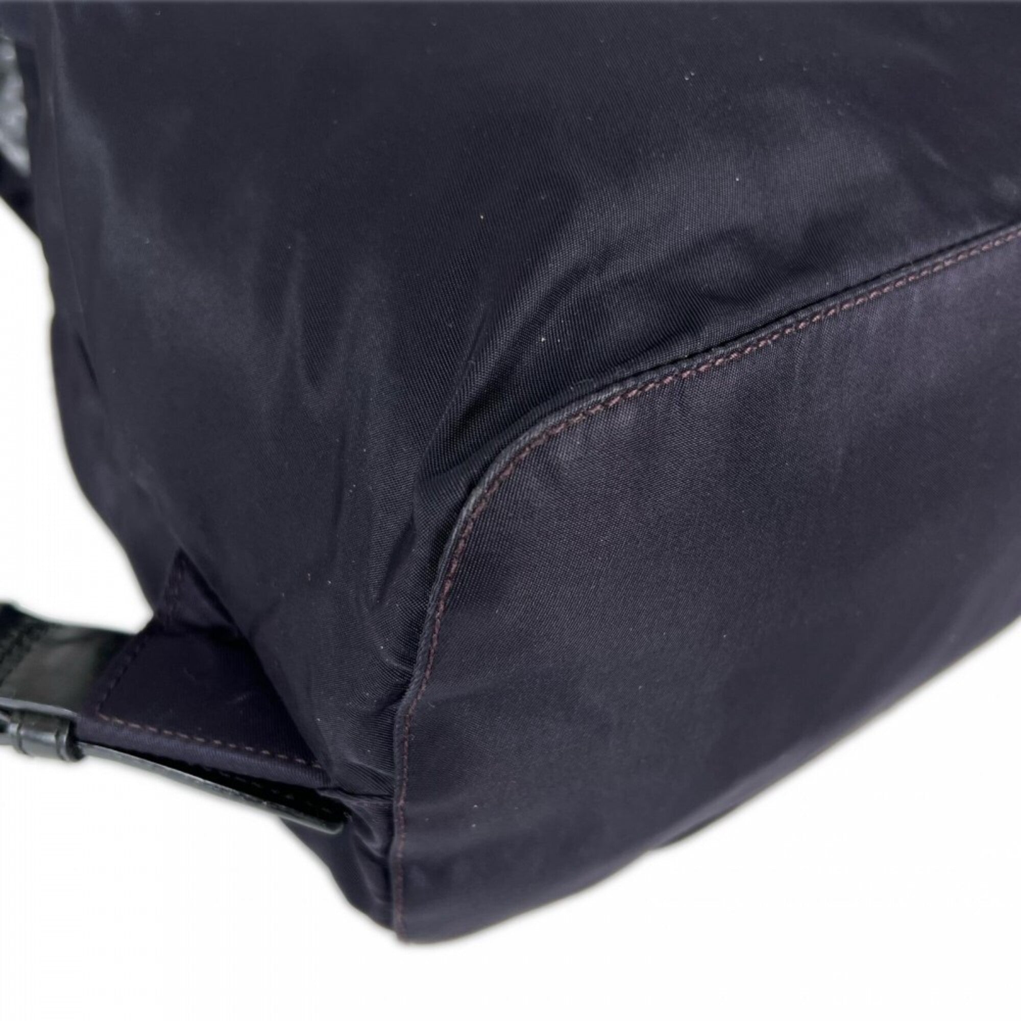 Prada Navy White (Pre-Owned)