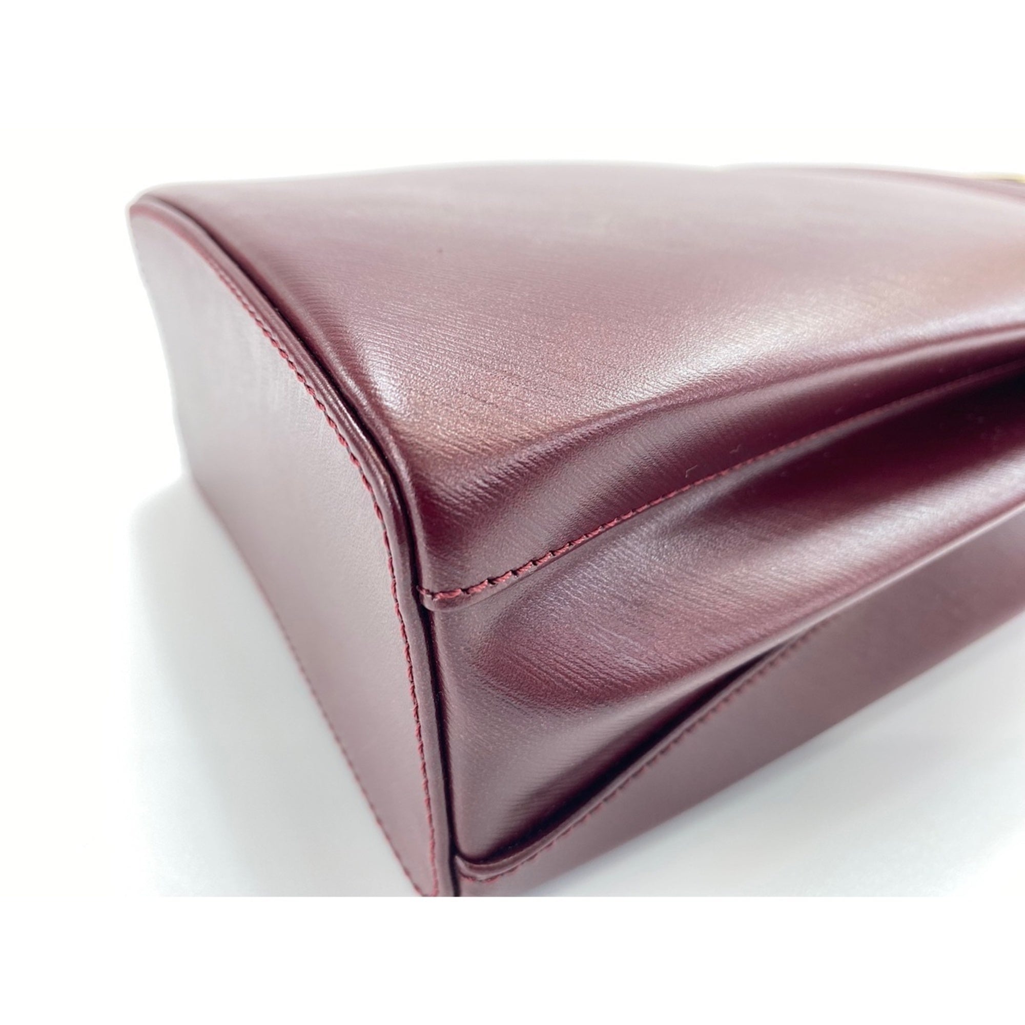 Cartier Trinity Wine Red Handbag (Pre-Owned)