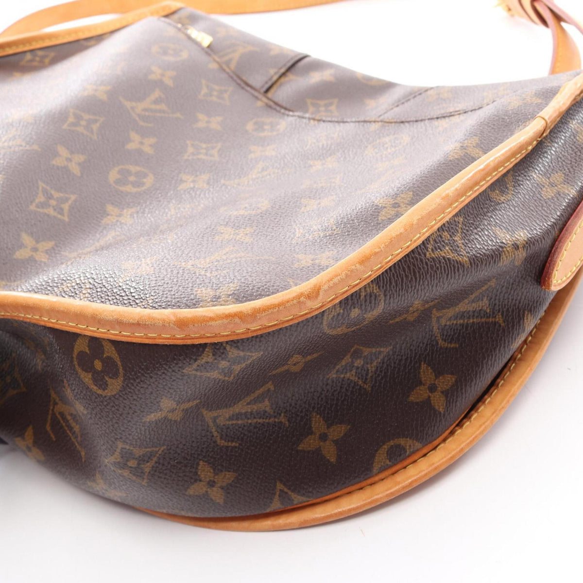 Louis Vuitton Brown Coated Canvas Leather Handbag Shoulder Bag (Pre-Owned)