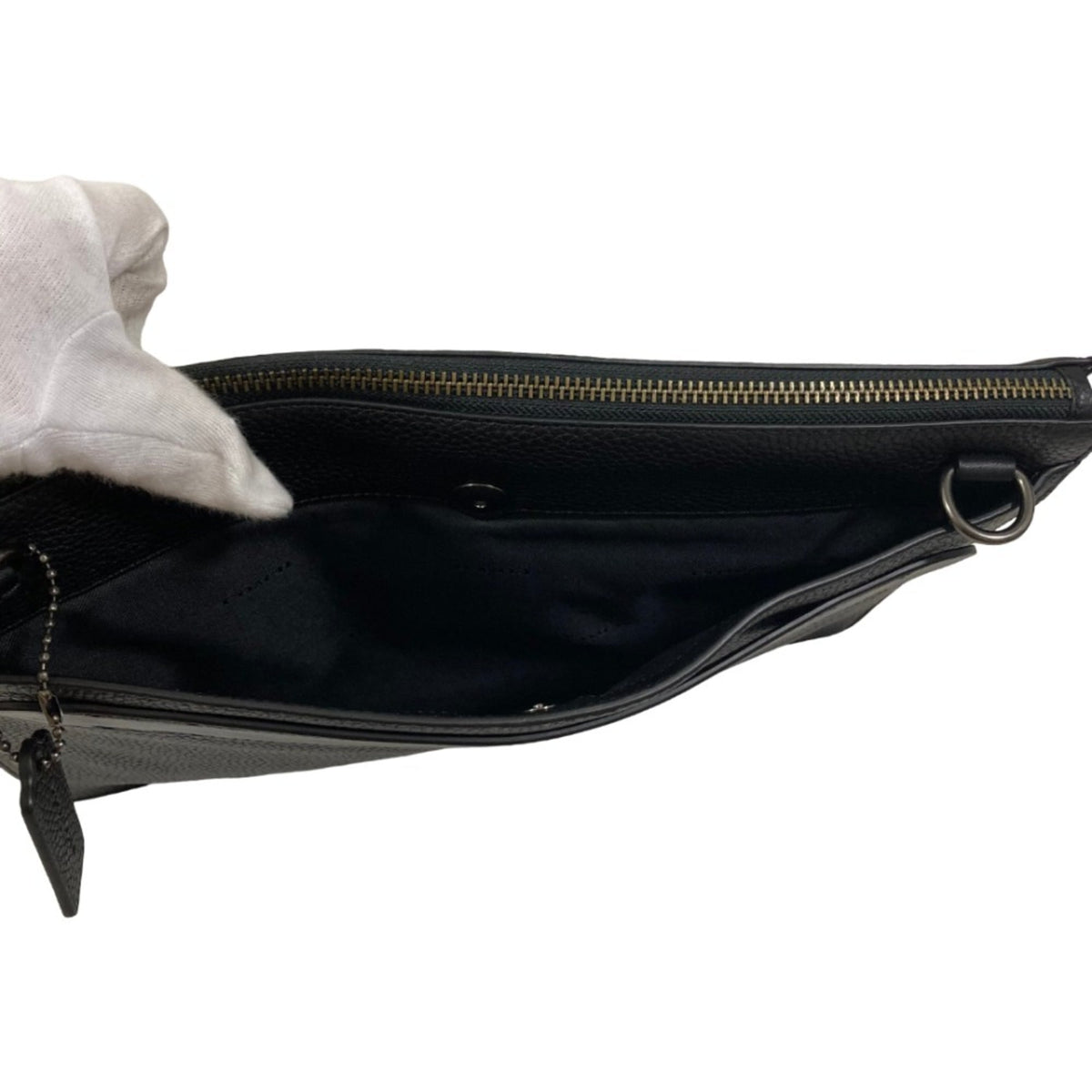 Coach Black Shoulder Bag (Pre-Owned)